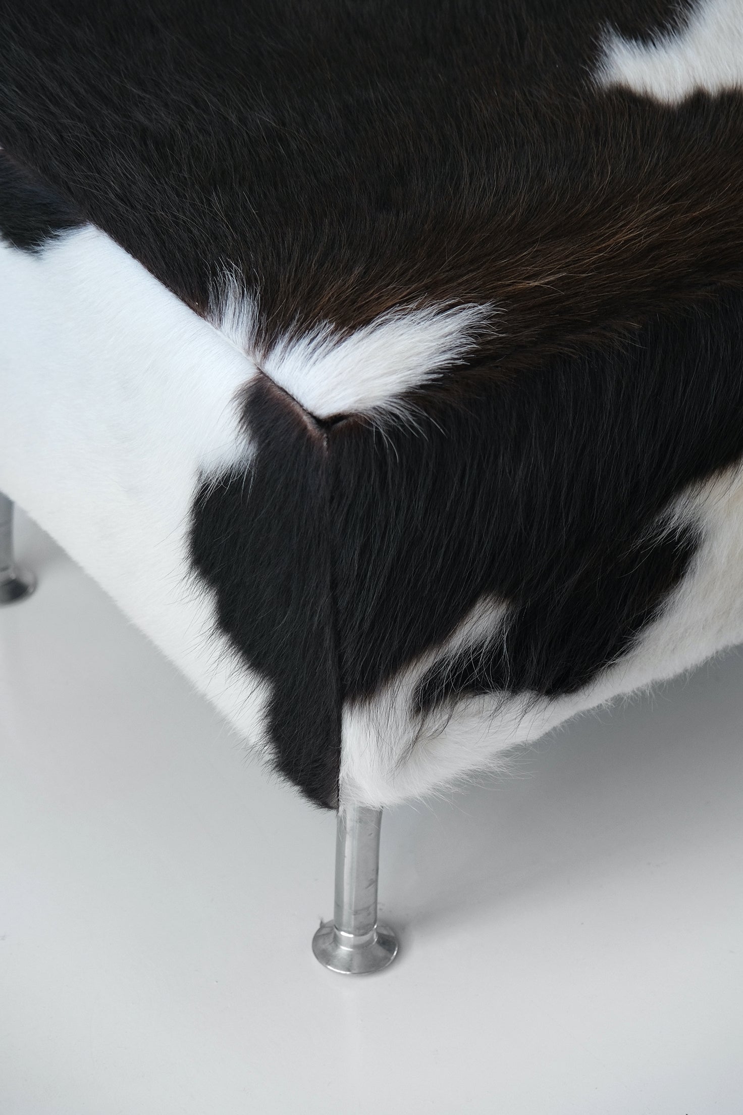 Cowhide Leather Pouf-Vintage-KIOSK48TH