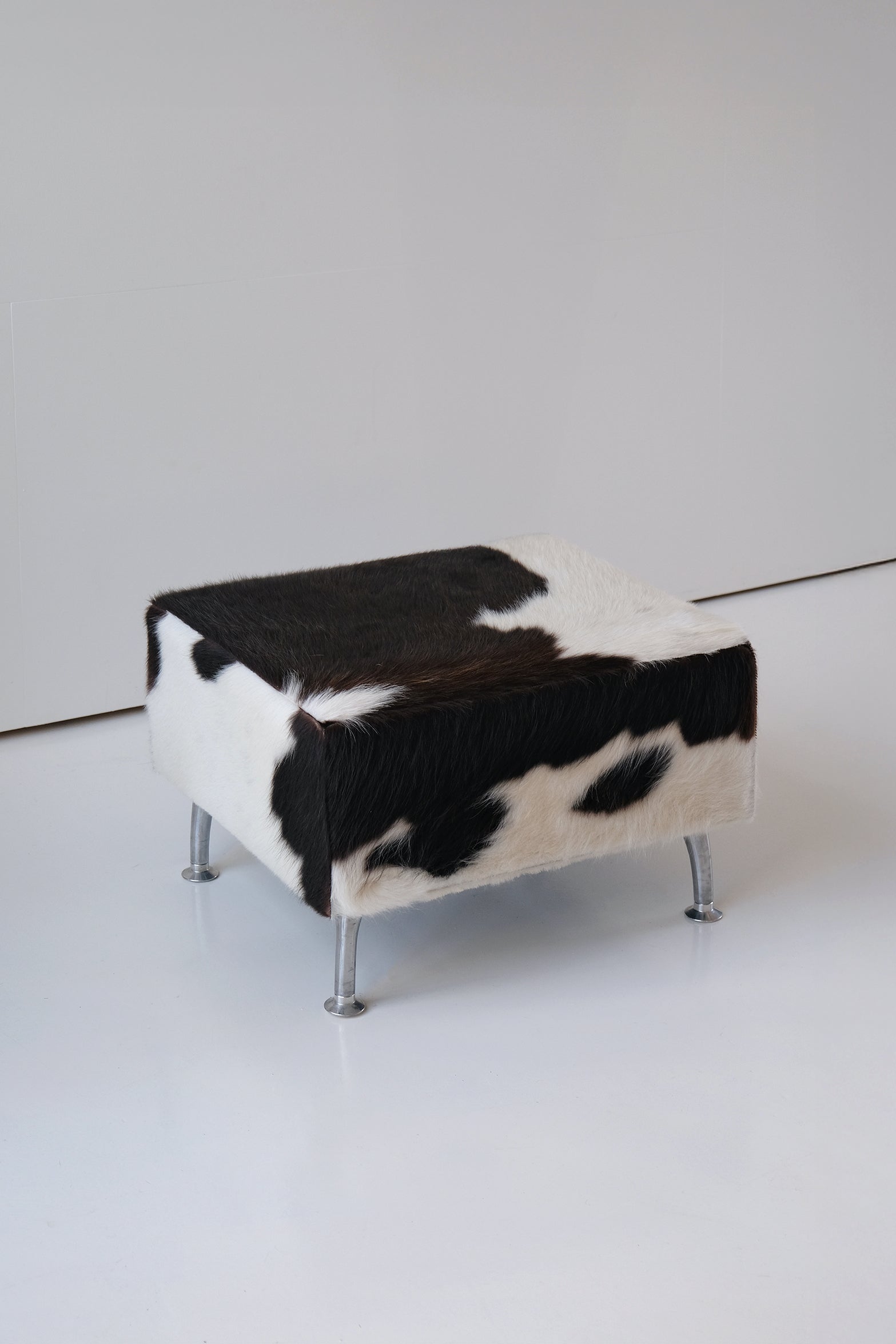 Cowhide Leather Pouf-Vintage-KIOSK48TH