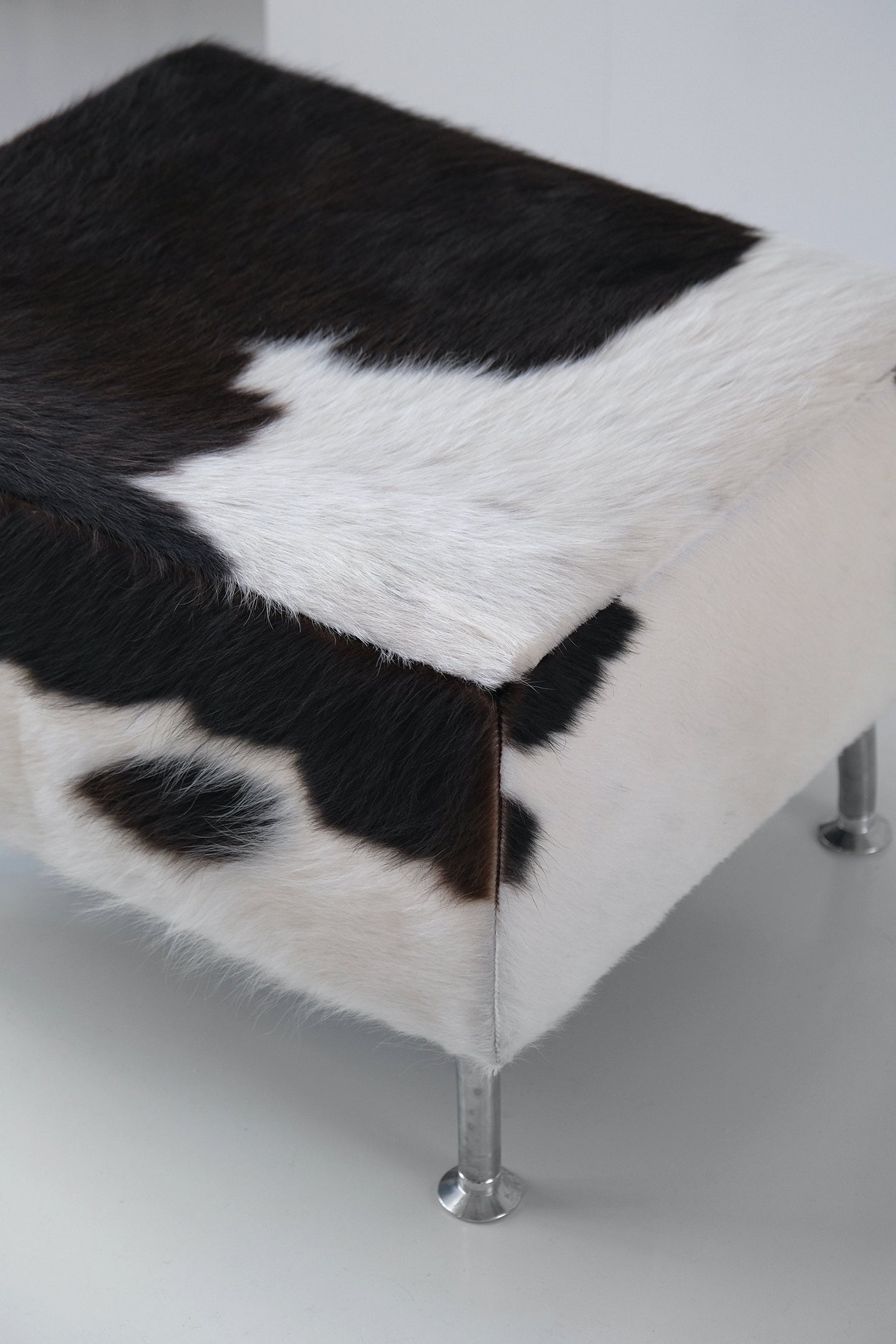 Cowhide Leather Pouf-Vintage-KIOSK48TH