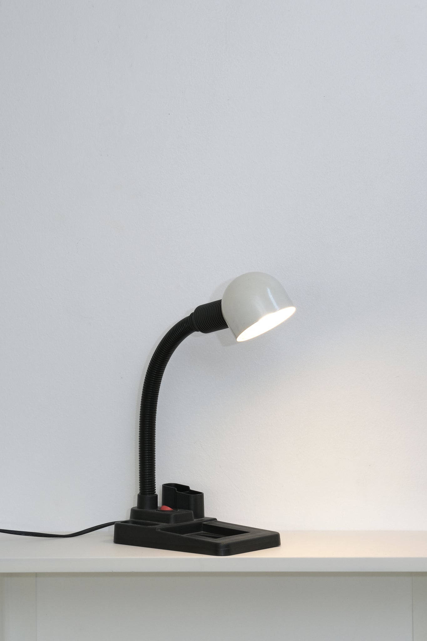 80s desk lamp with organizer-Vintage-[interior]-[design]-KIOSK48TH