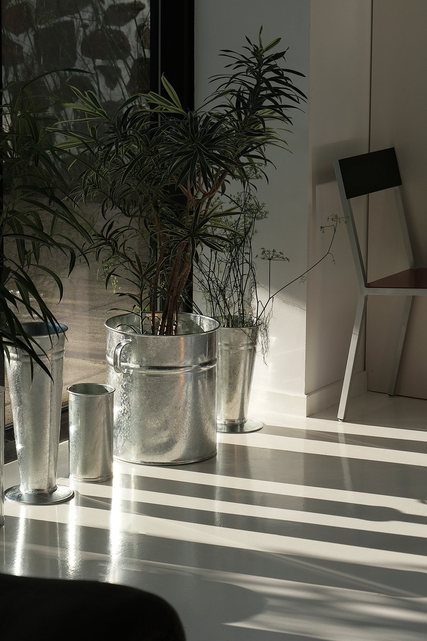 Zink Plant Pot 37cm-Objects-KIOSK48TH