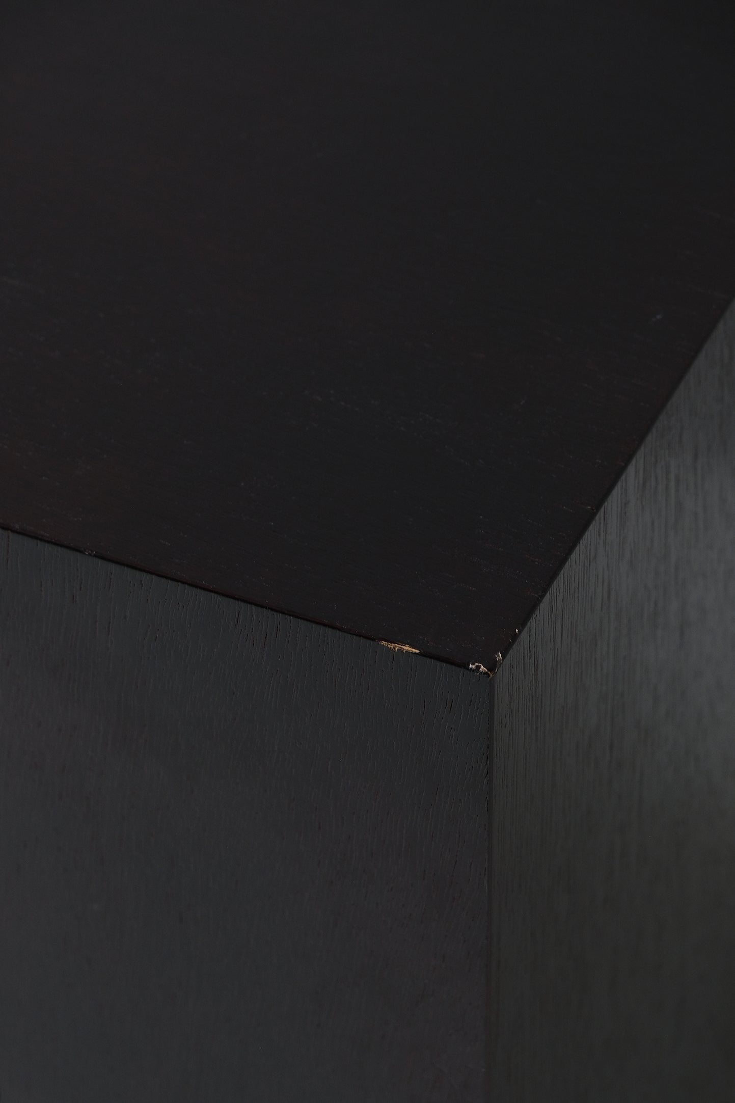 Podium Table-Vintage-KIOSK48TH