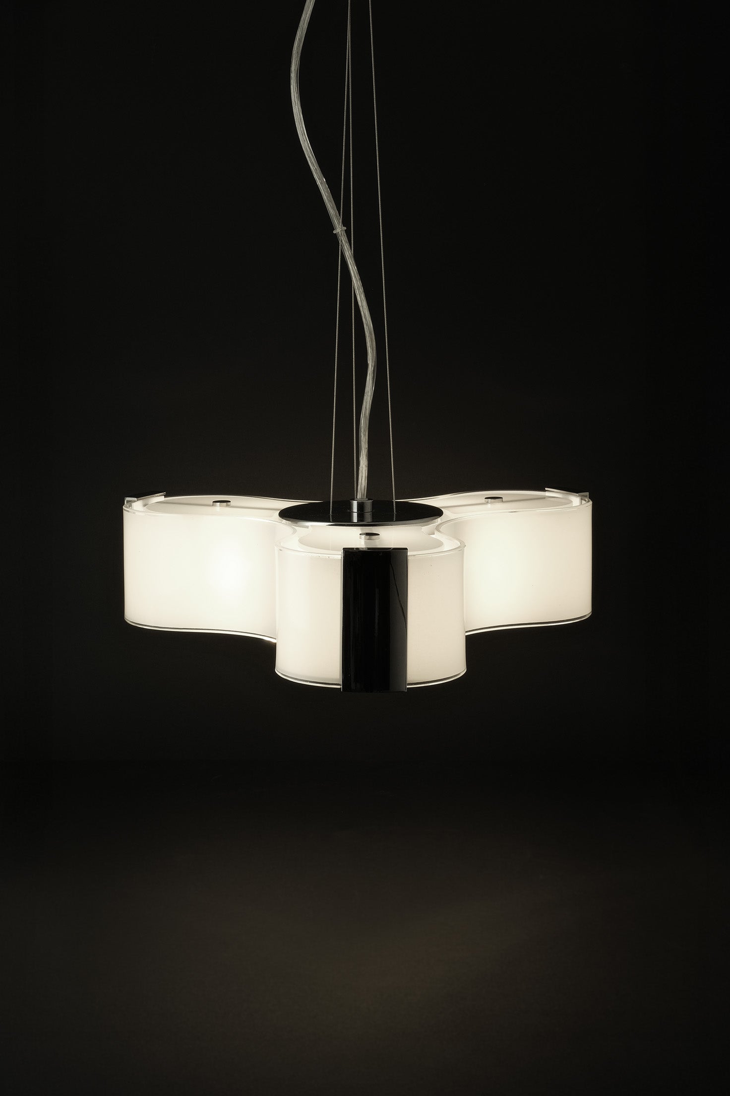 Tris Pendant by Andrea Tosetto