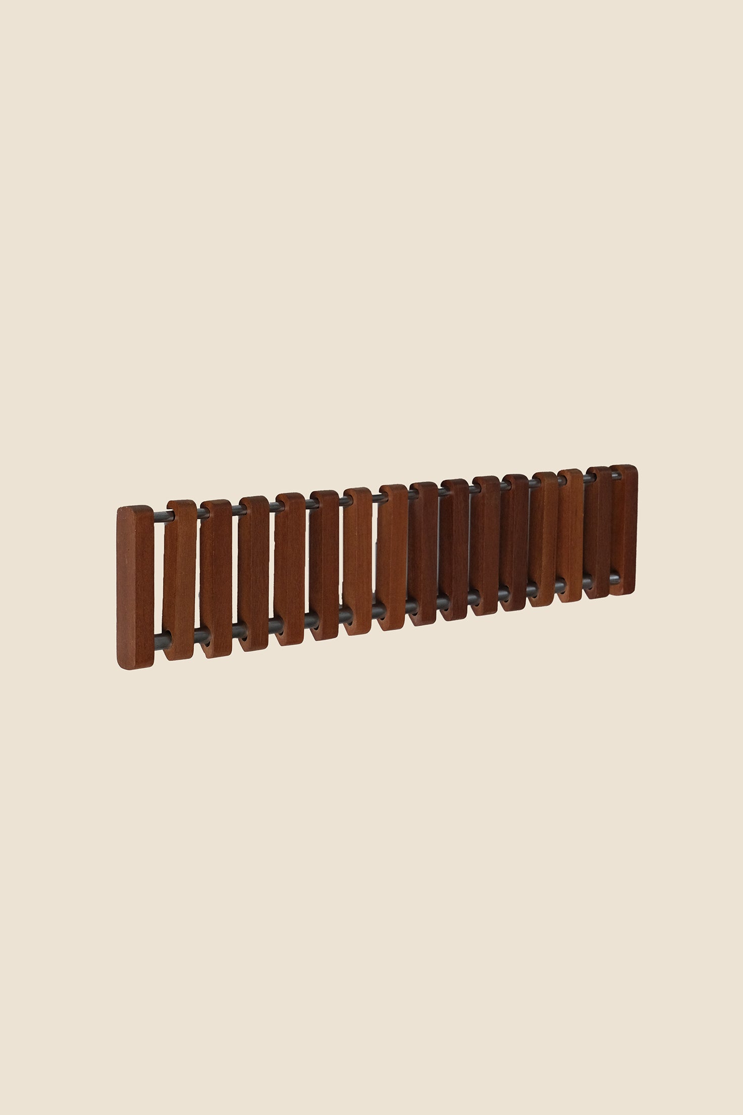 Teak Knagerække