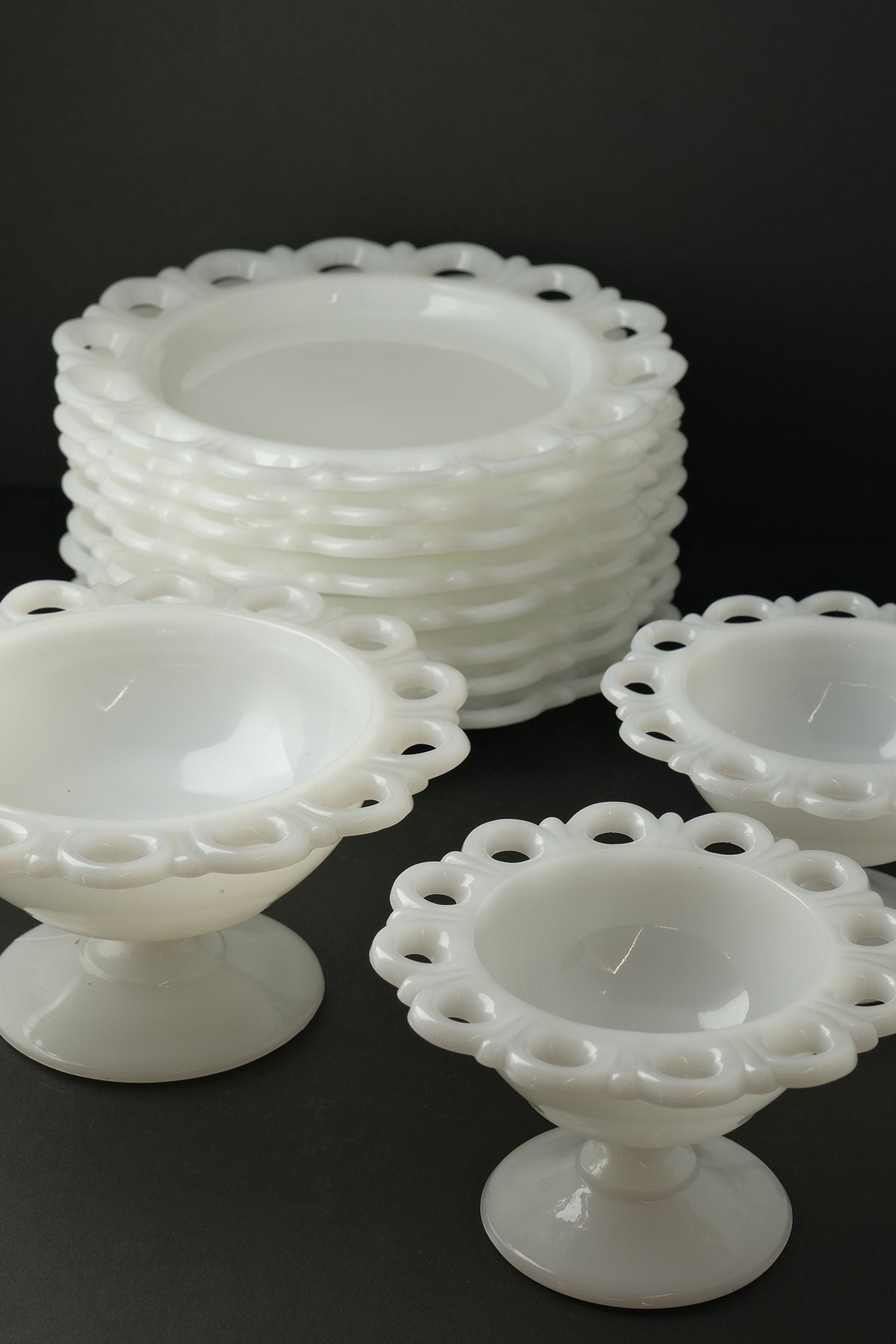Lace Opal Glass Plate Set
