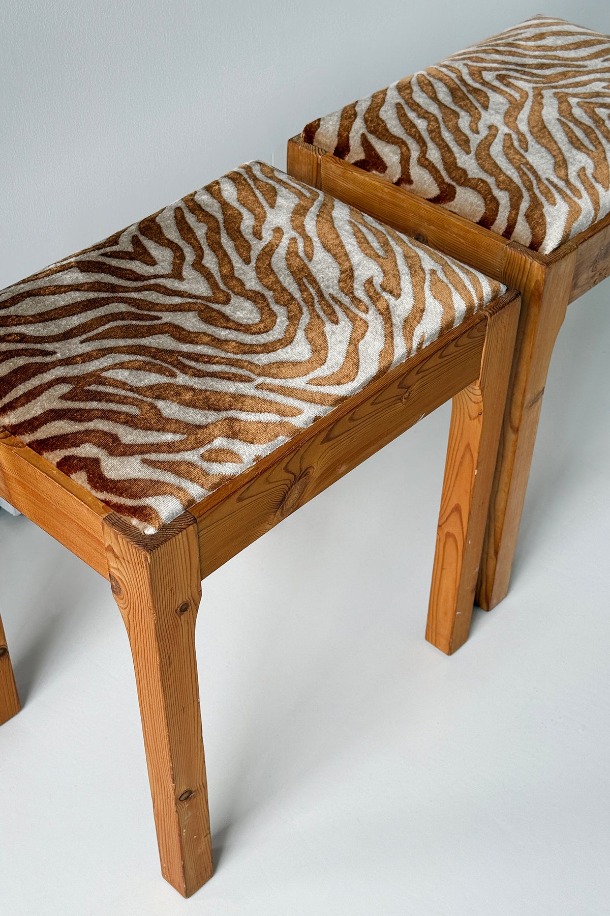 Animal Pine Stool