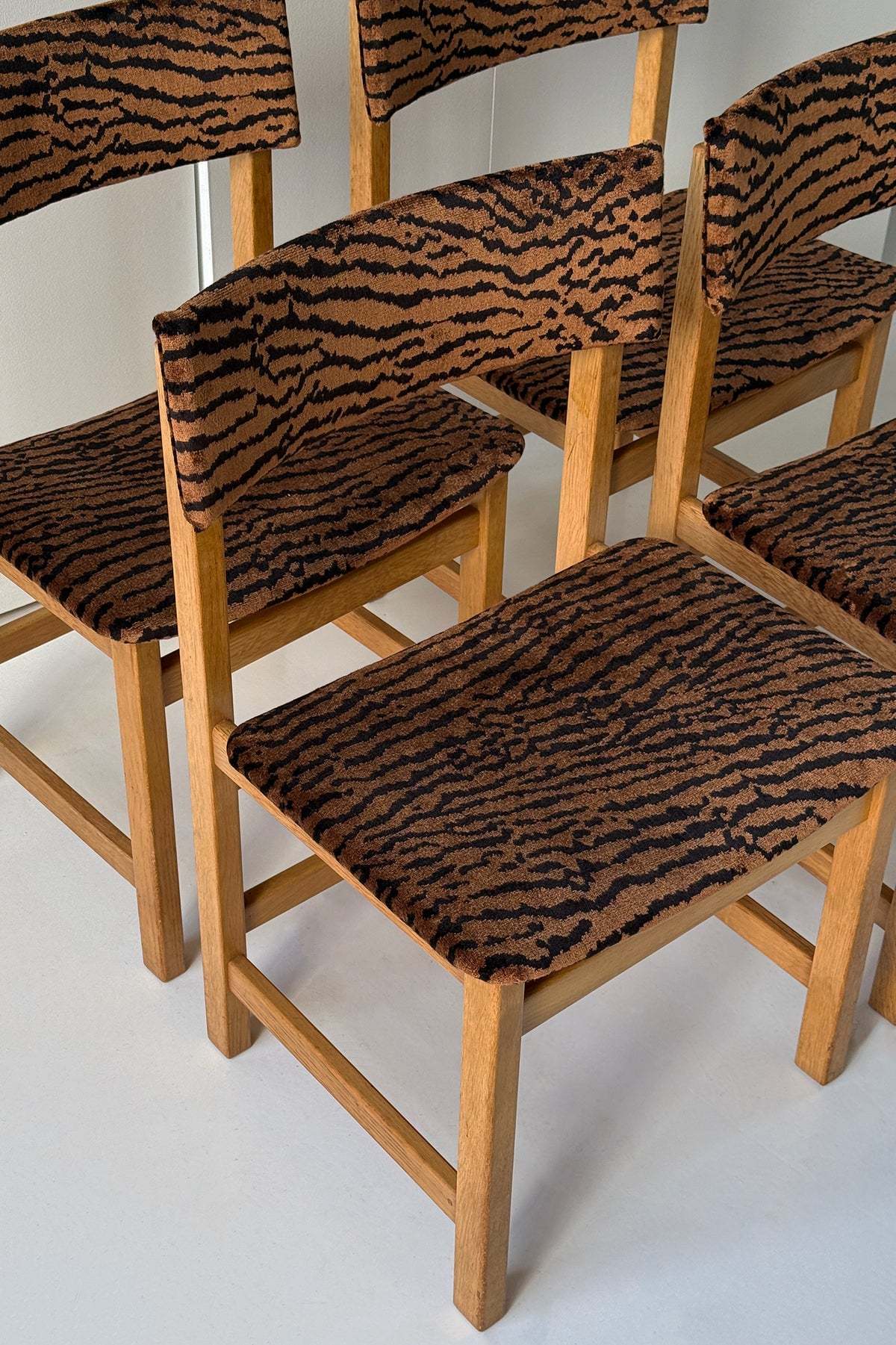Tiger Oak Chair