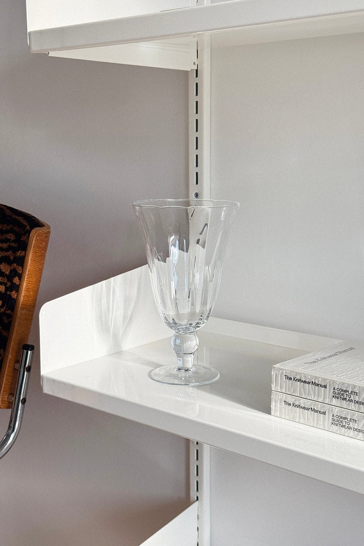 Footed Glass Vase 20,5cm
