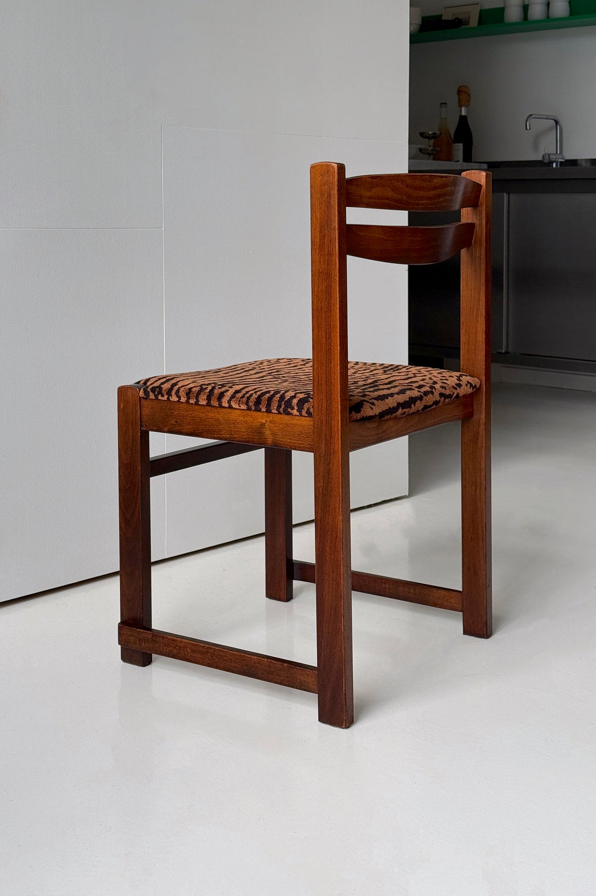 Tiger Chair Stackable
