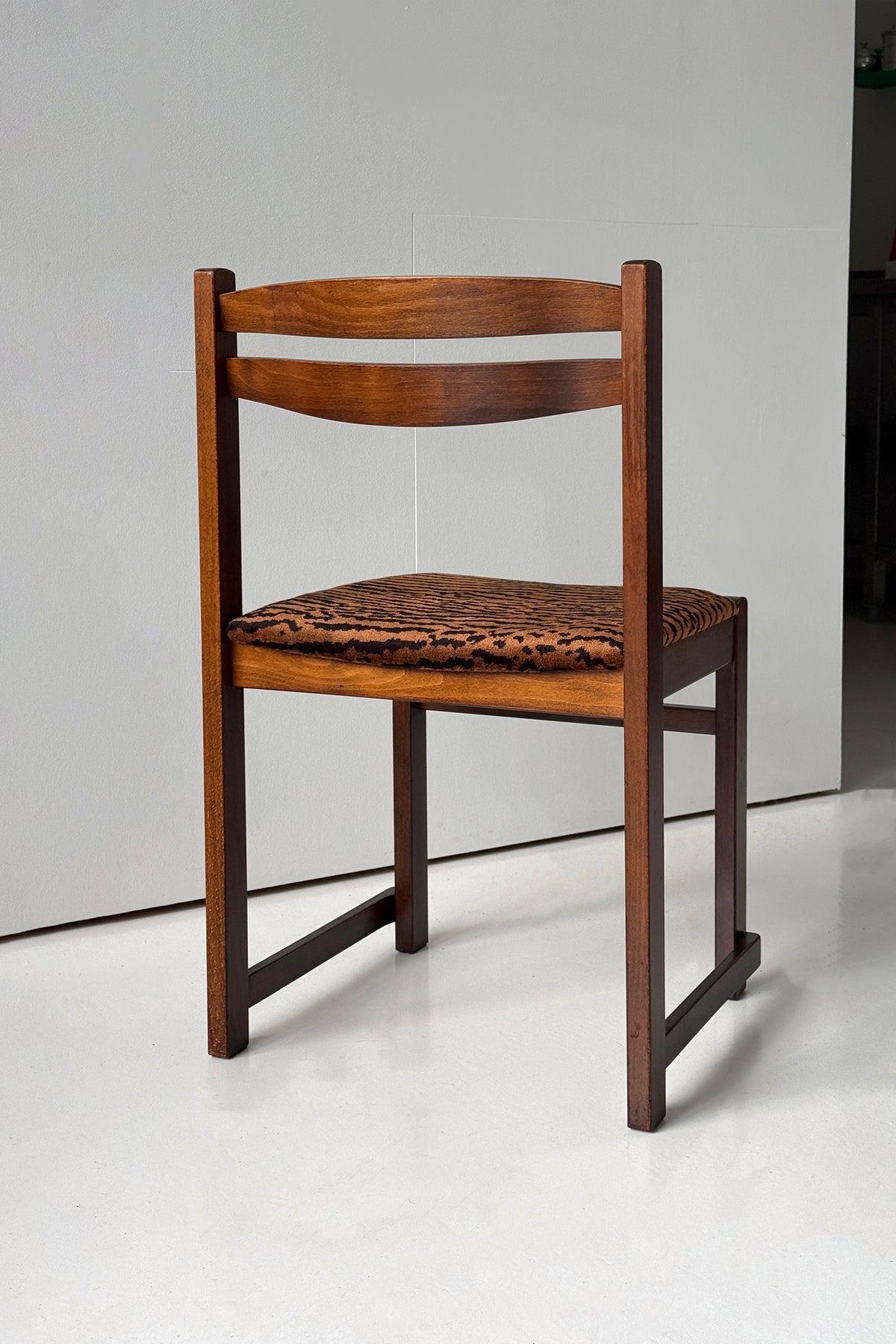Tiger Chair Stackable