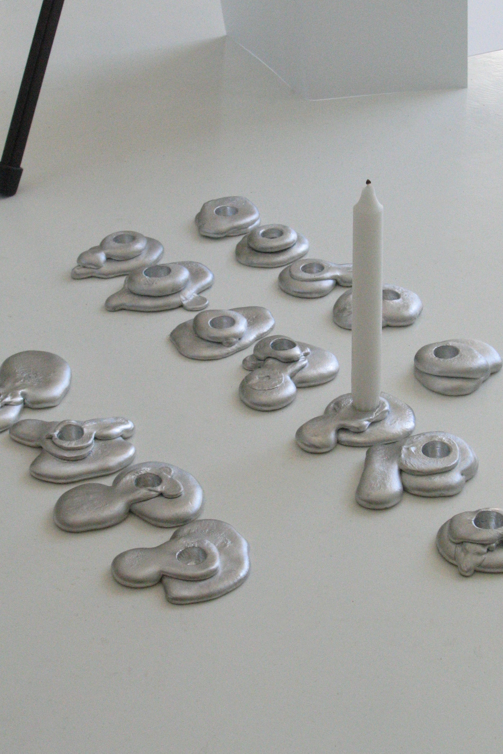 Aluminium candle holder large n5-Alfred Sahlén-[interior]-[design]-KIOSK48TH
