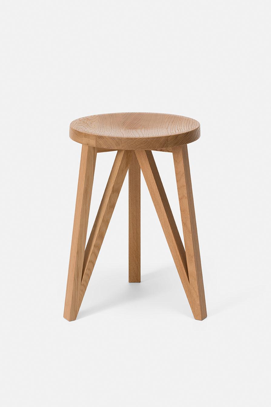 JL1 FABER Stool Natural Oak Lacquered-LOEHR-KIOSK48TH