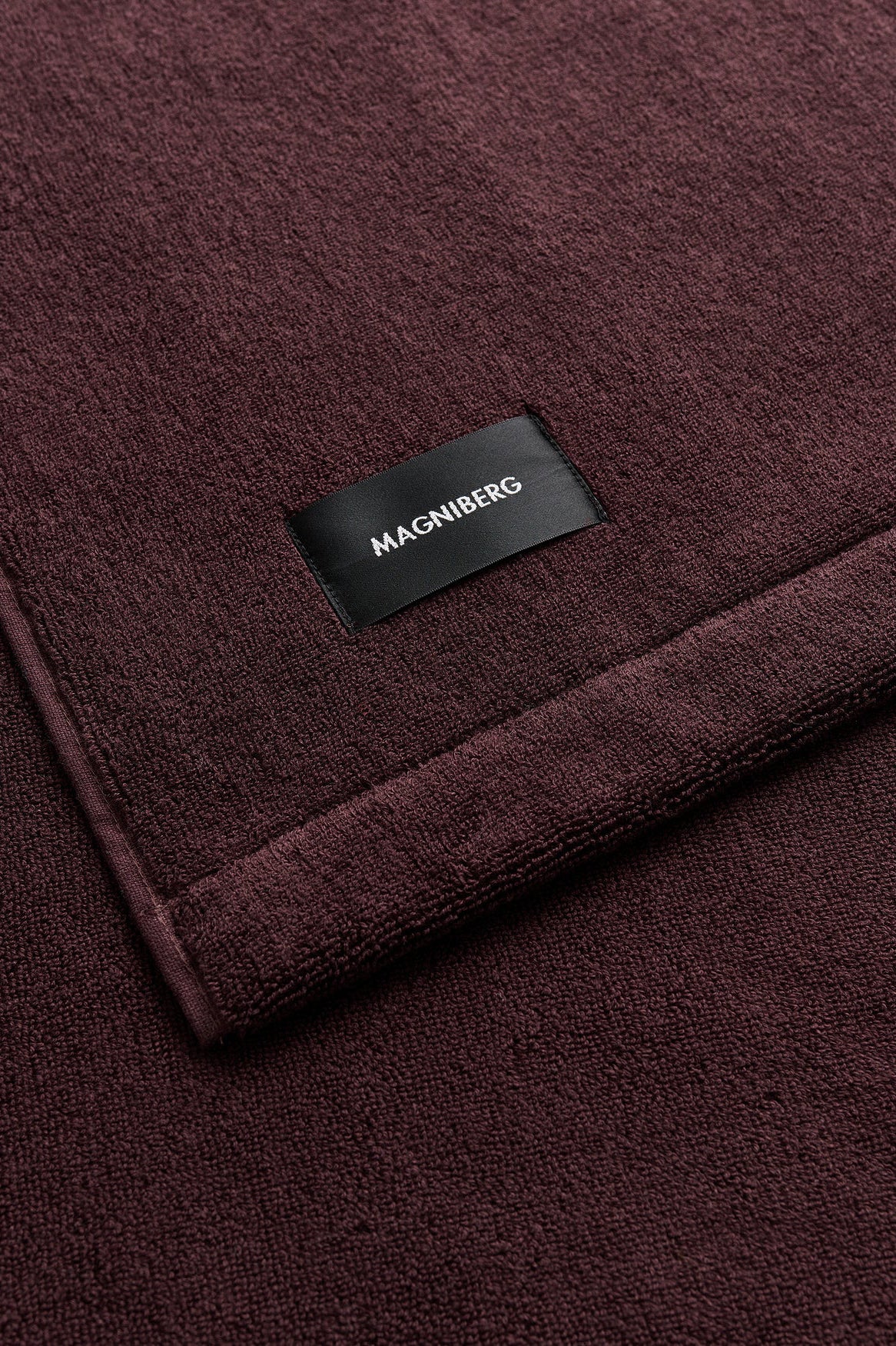 Gelato Hand Towel Cherry Brown