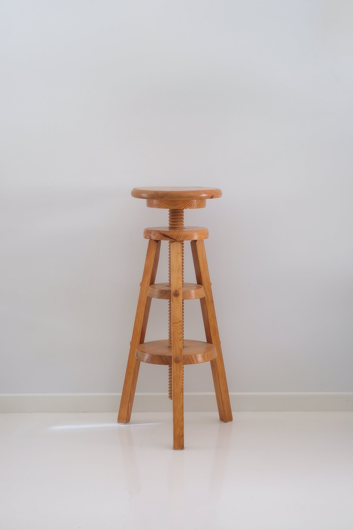 Adjustable Pine Stool-Vintage-KIOSK48TH