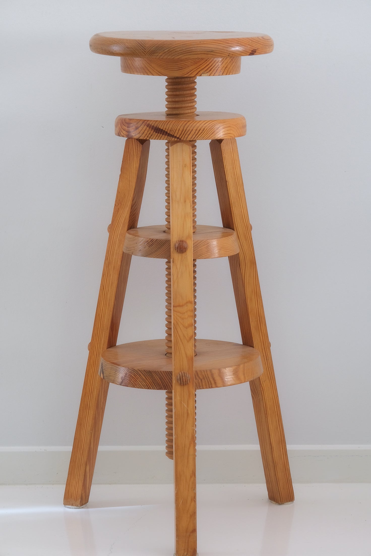 Adjustable Pine Stool-Vintage-KIOSK48TH