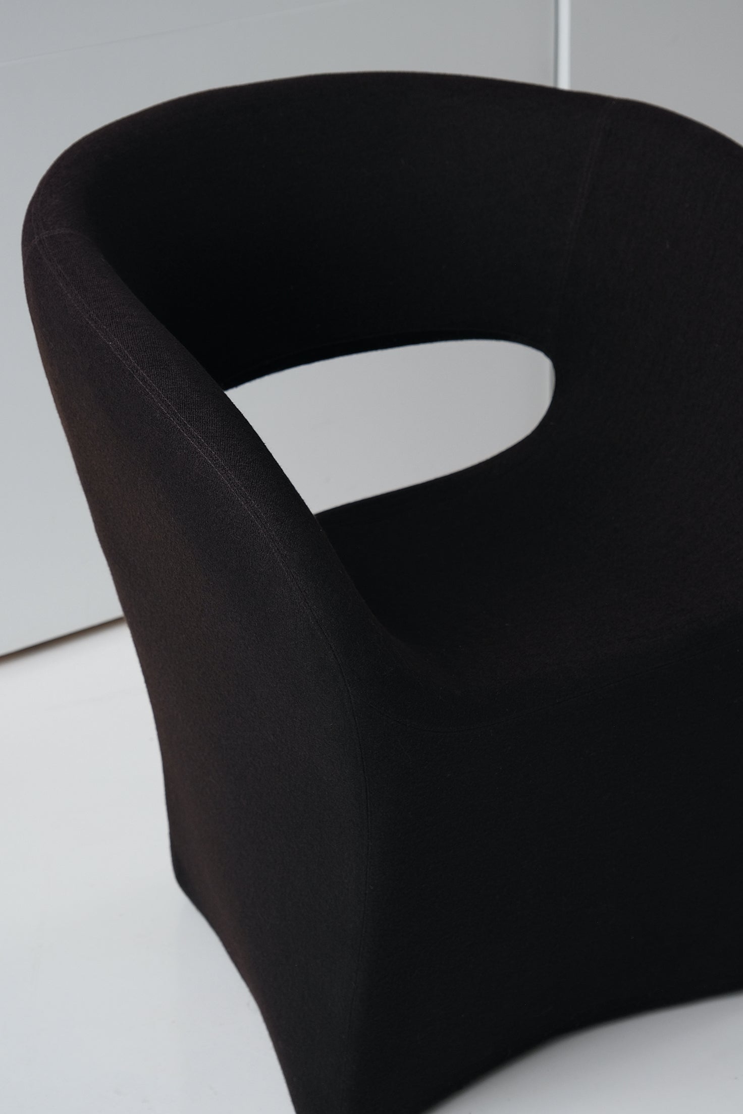 Black Armchair-Vintage-KIOSK48TH