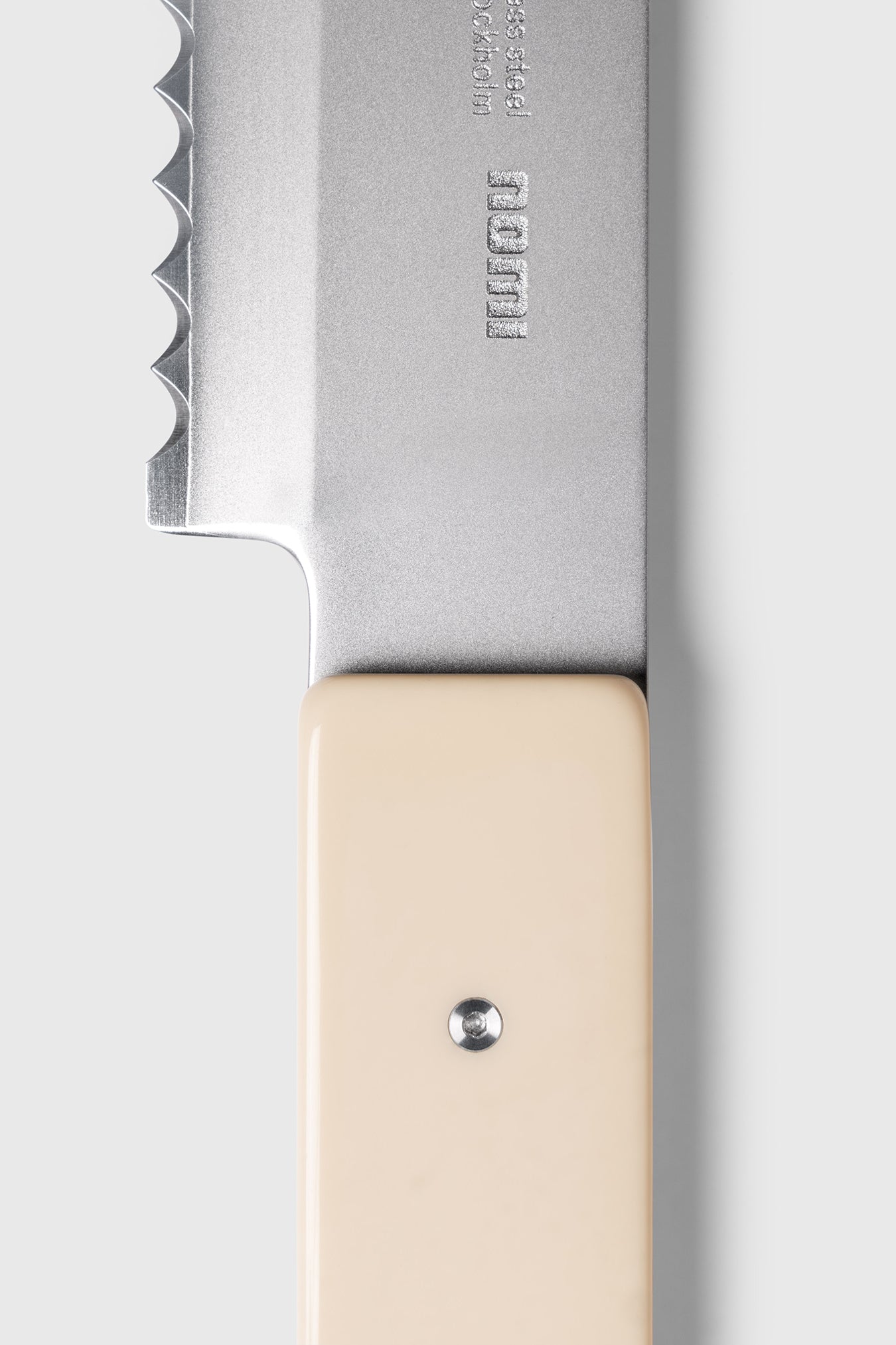 Bread Knife Eggshell-Nomi-KIOSK48TH
