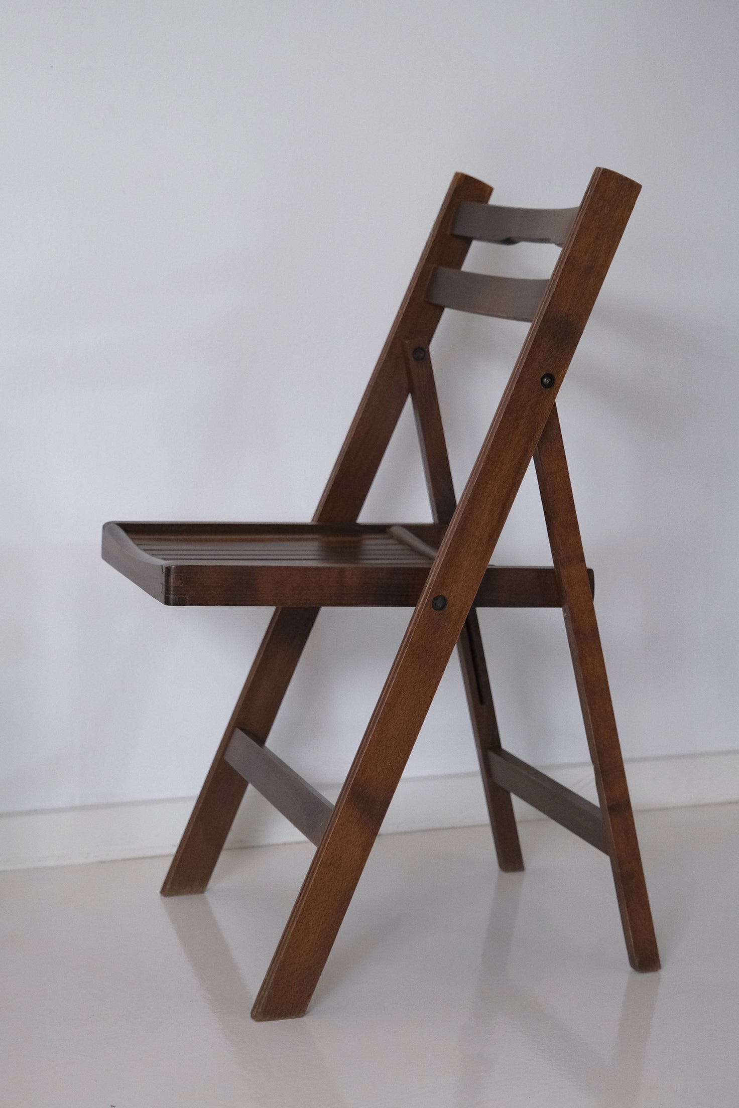 Dark Folding Chair-Vintage-KIOSK48TH