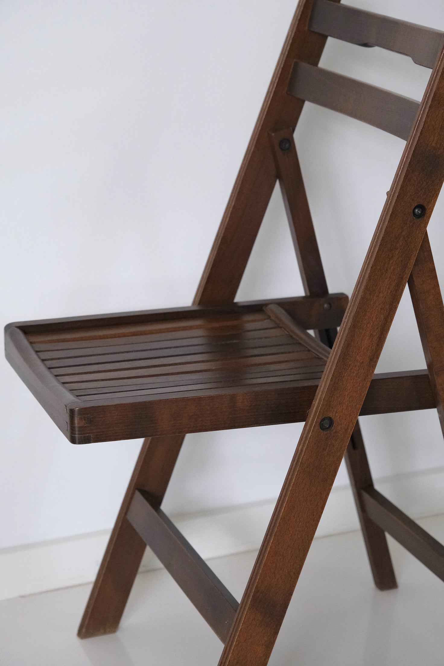 Dark Folding Chair-Vintage-KIOSK48TH