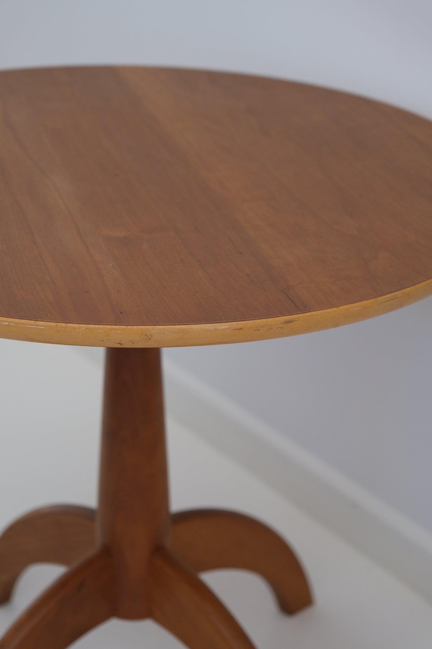 Footed Side Table-Vintage-KIOSK48TH