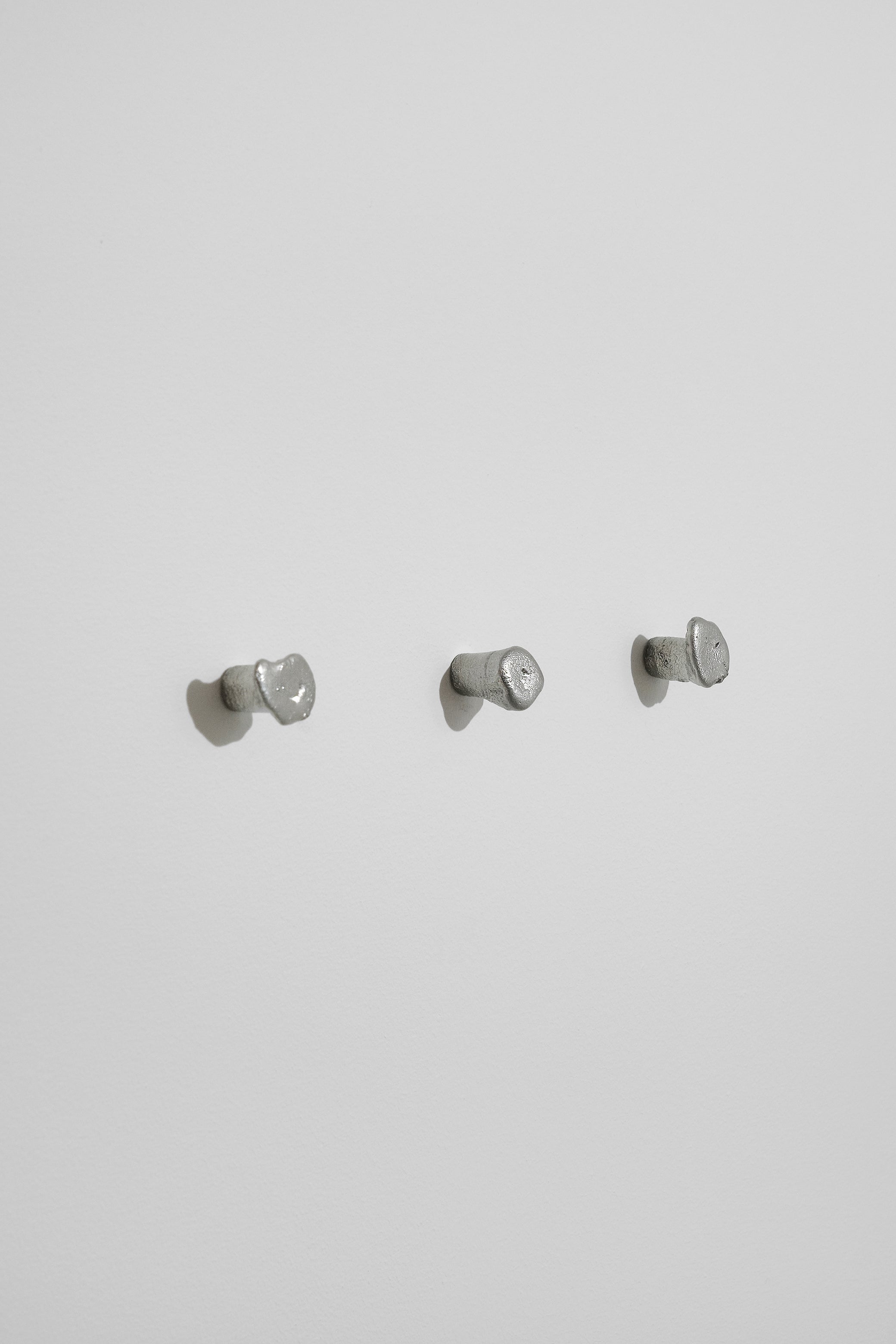 Tin wall knob-Alfred Sahlén-KIOSK48TH