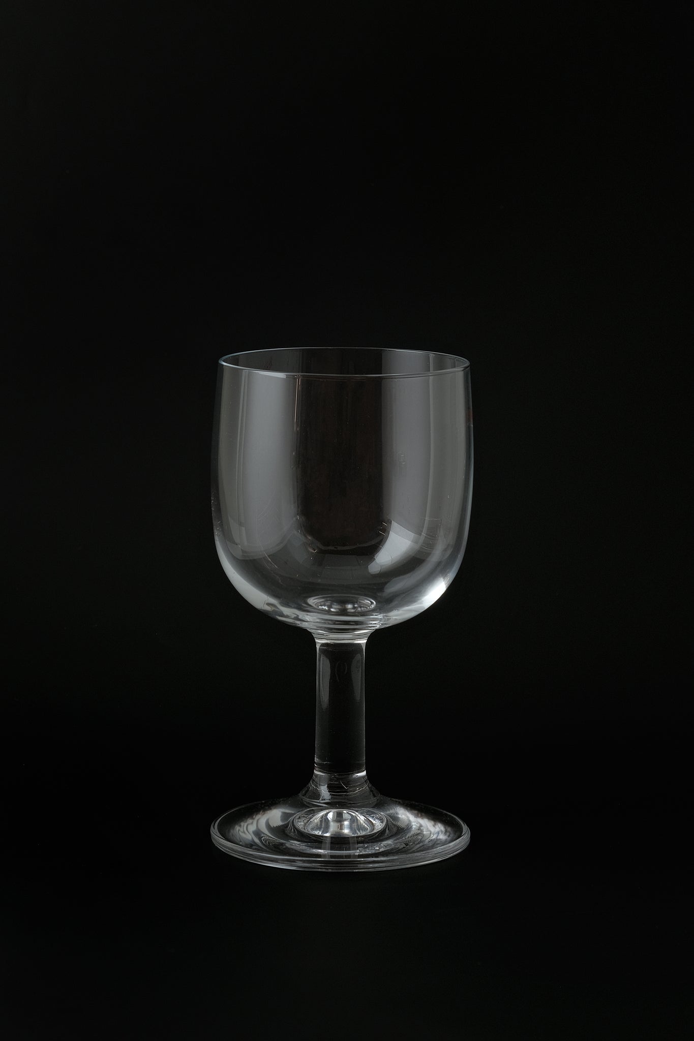 Glass family wine glass