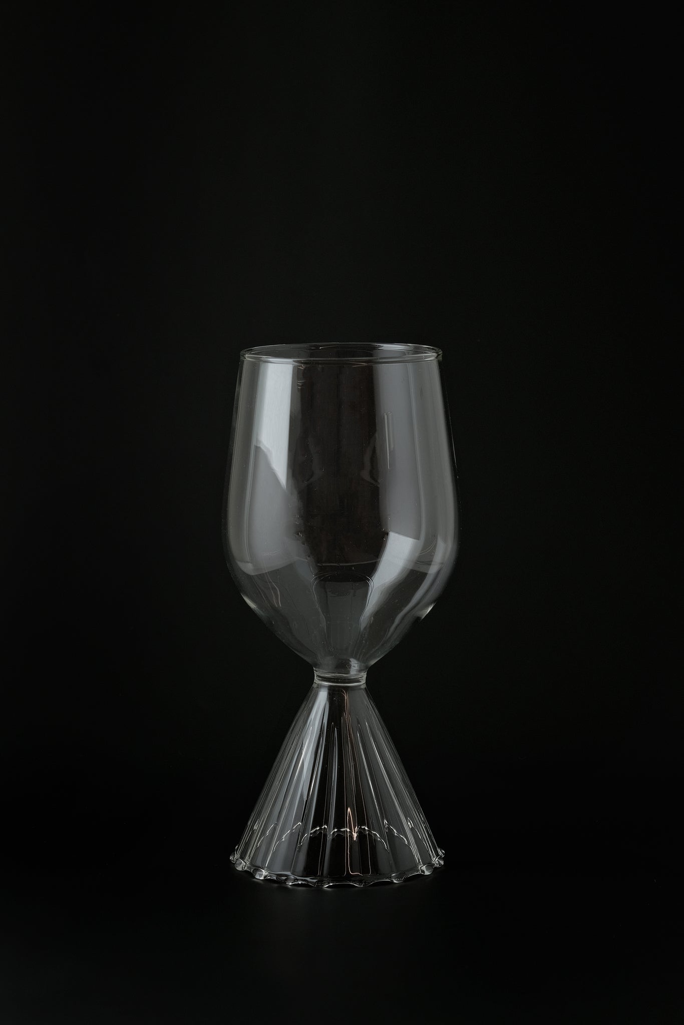 Tutu white wine glass-Ichendorf-KIOSK48TH