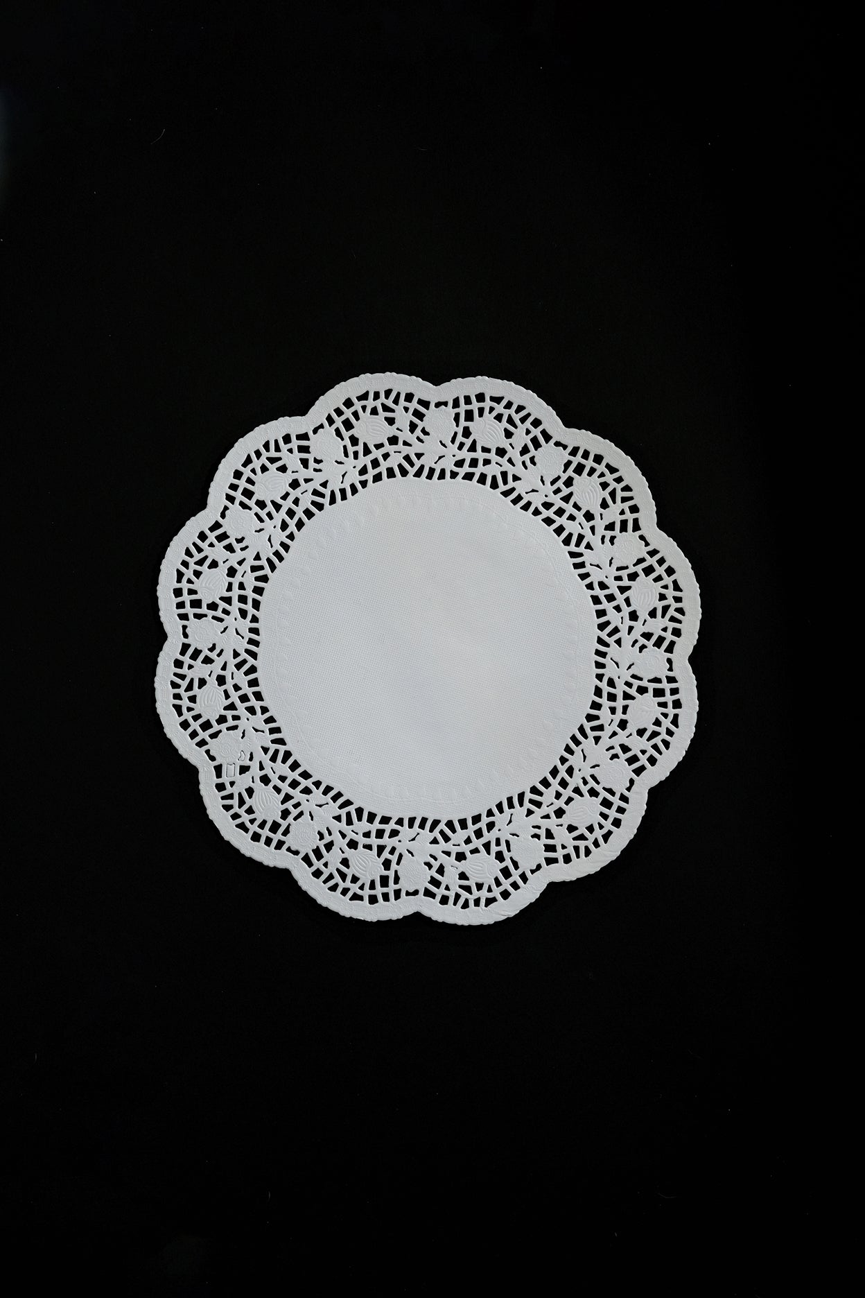 20 x Round Paper Doilies