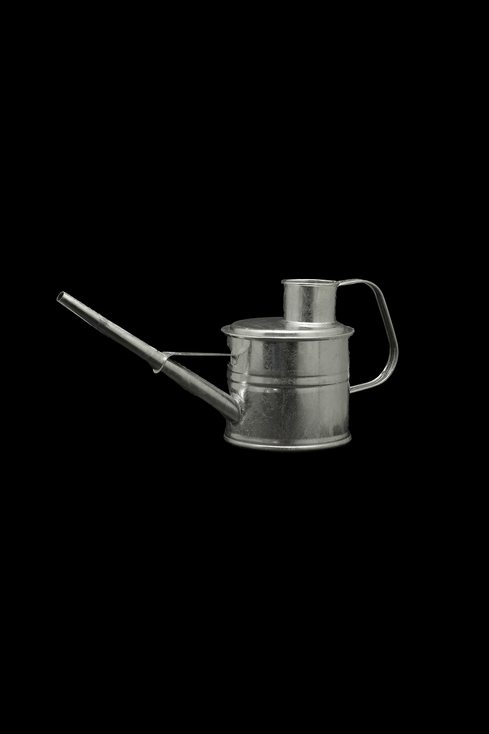 Zink Watering Can 2L-Objects-KIOSK48TH