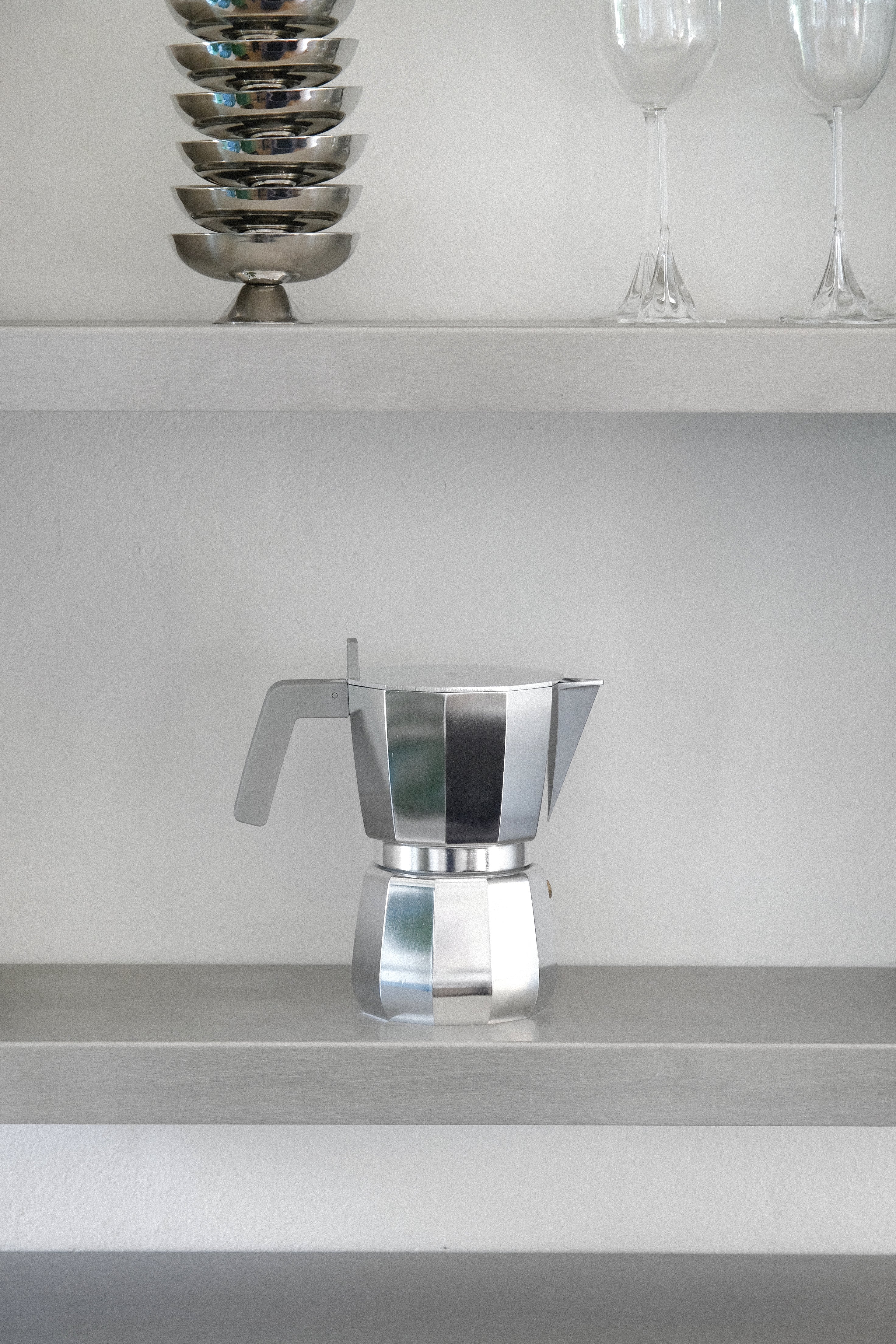 Moka 6 cup espresso maker-Alessi-[interior]-[design]-KIOSK48TH