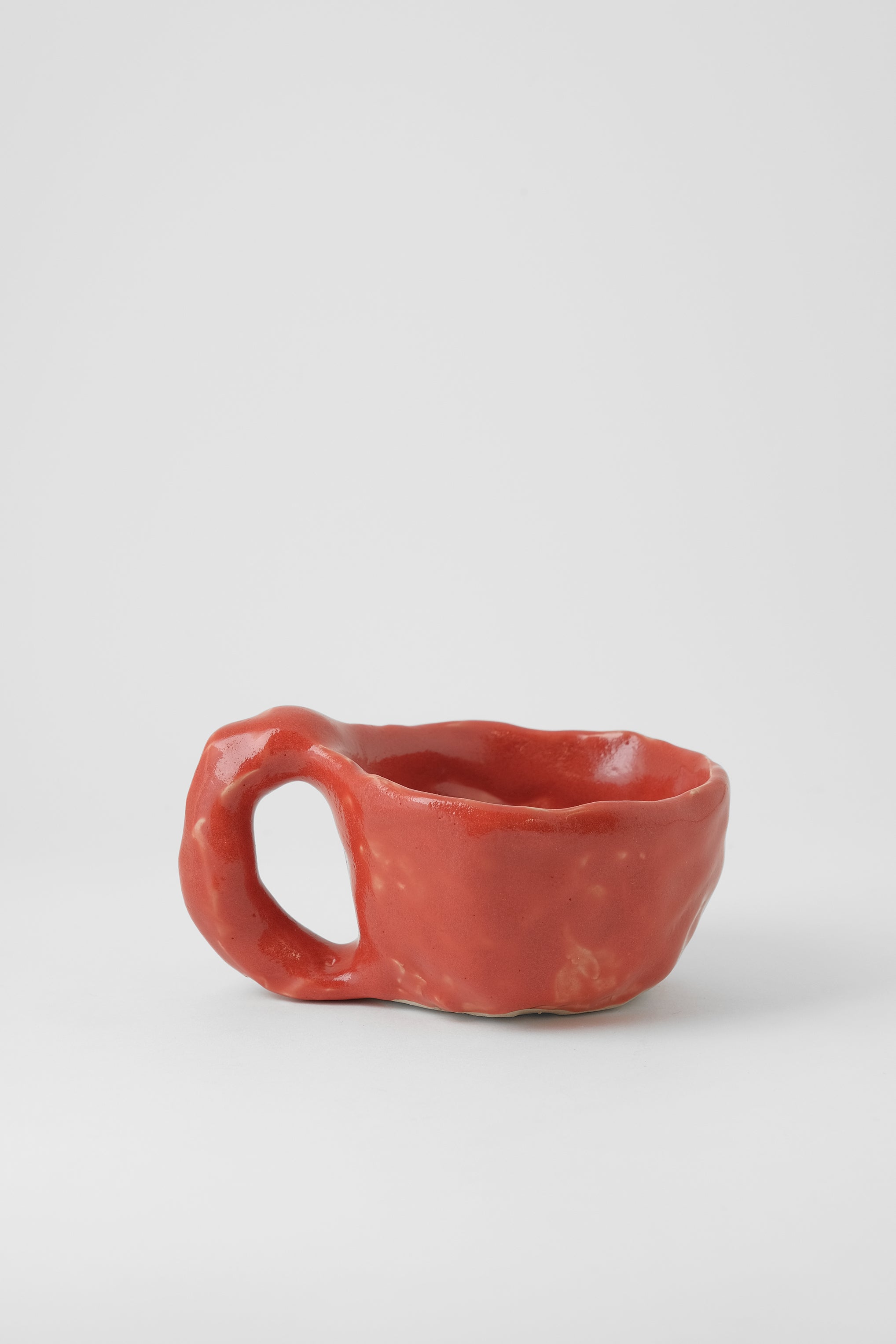 MUGs red-Emilie Holm-KIOSK48TH