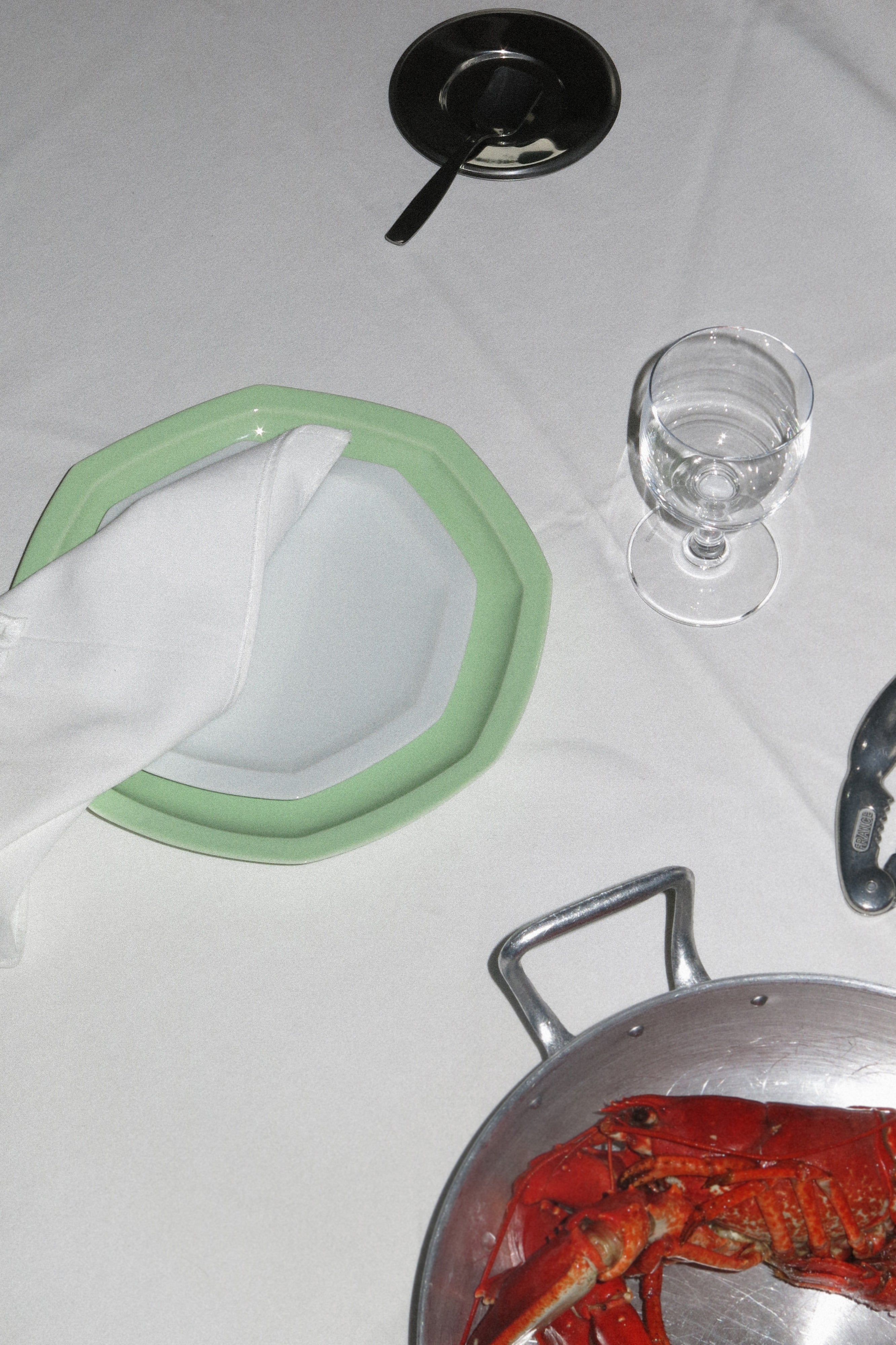 Octangle lunch plate mint-Ogre-[interior]-[design]-KIOSK48TH