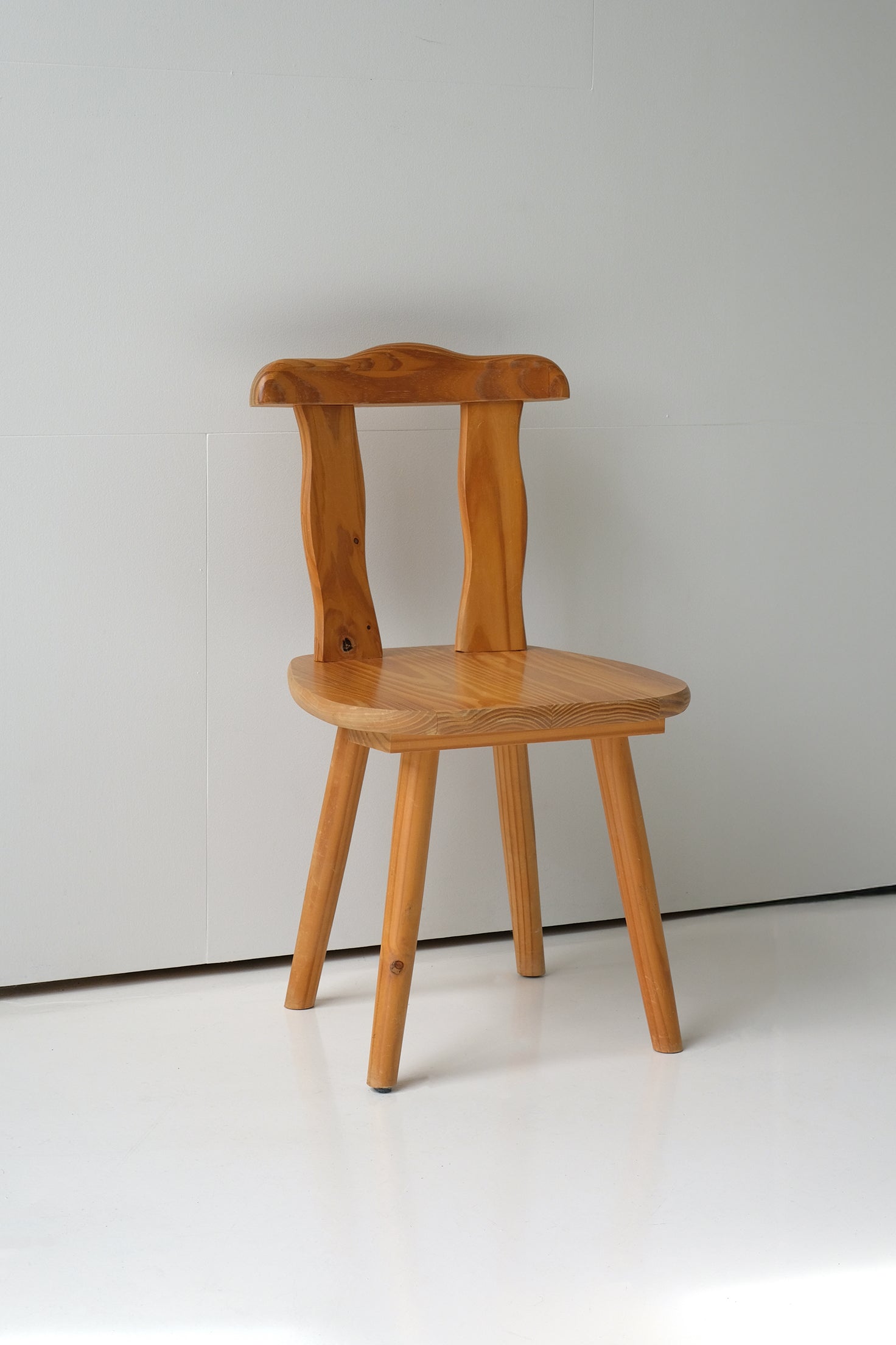 Pine Chair-Vintage-KIOSK48TH