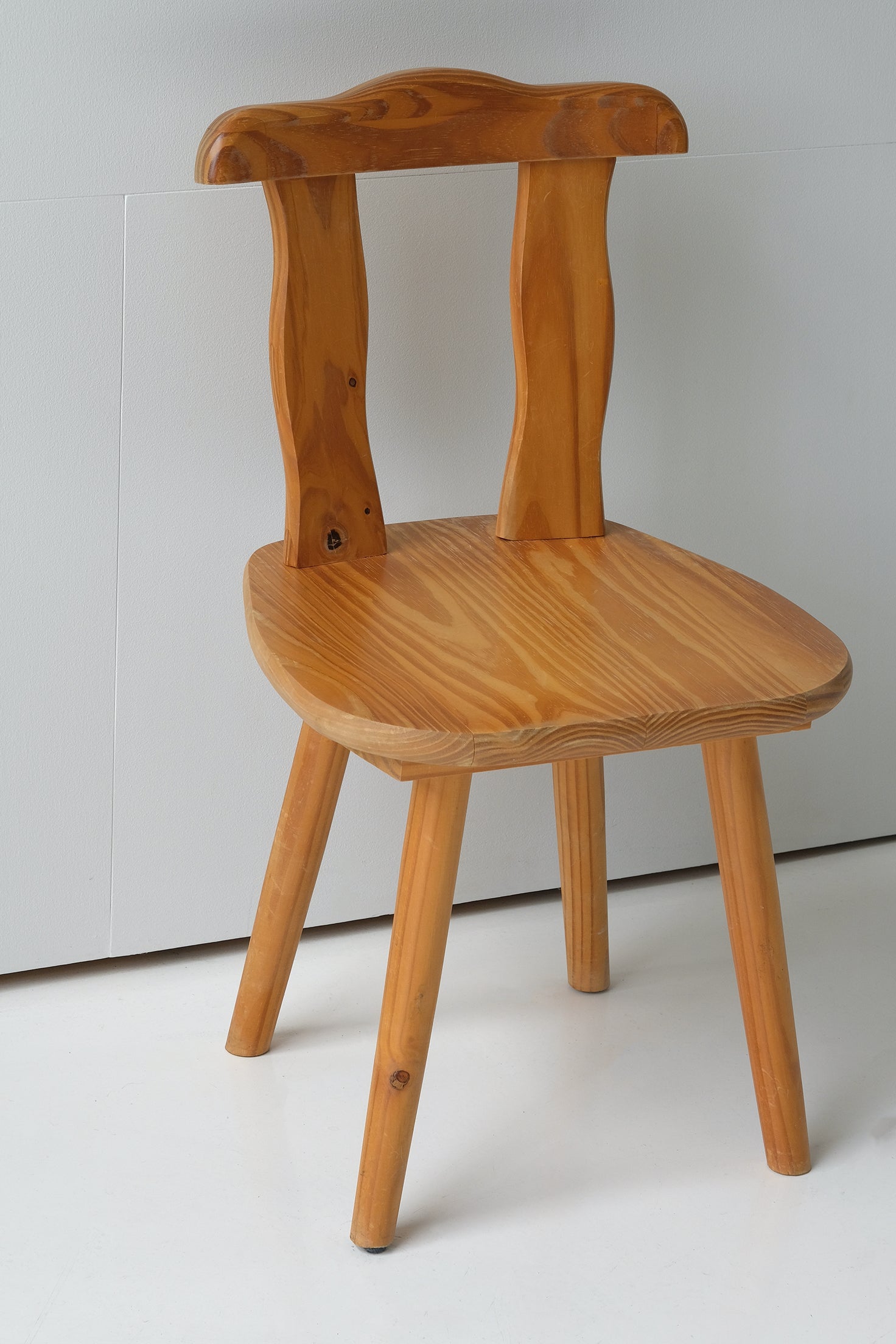 Pine Chair-Vintage-KIOSK48TH