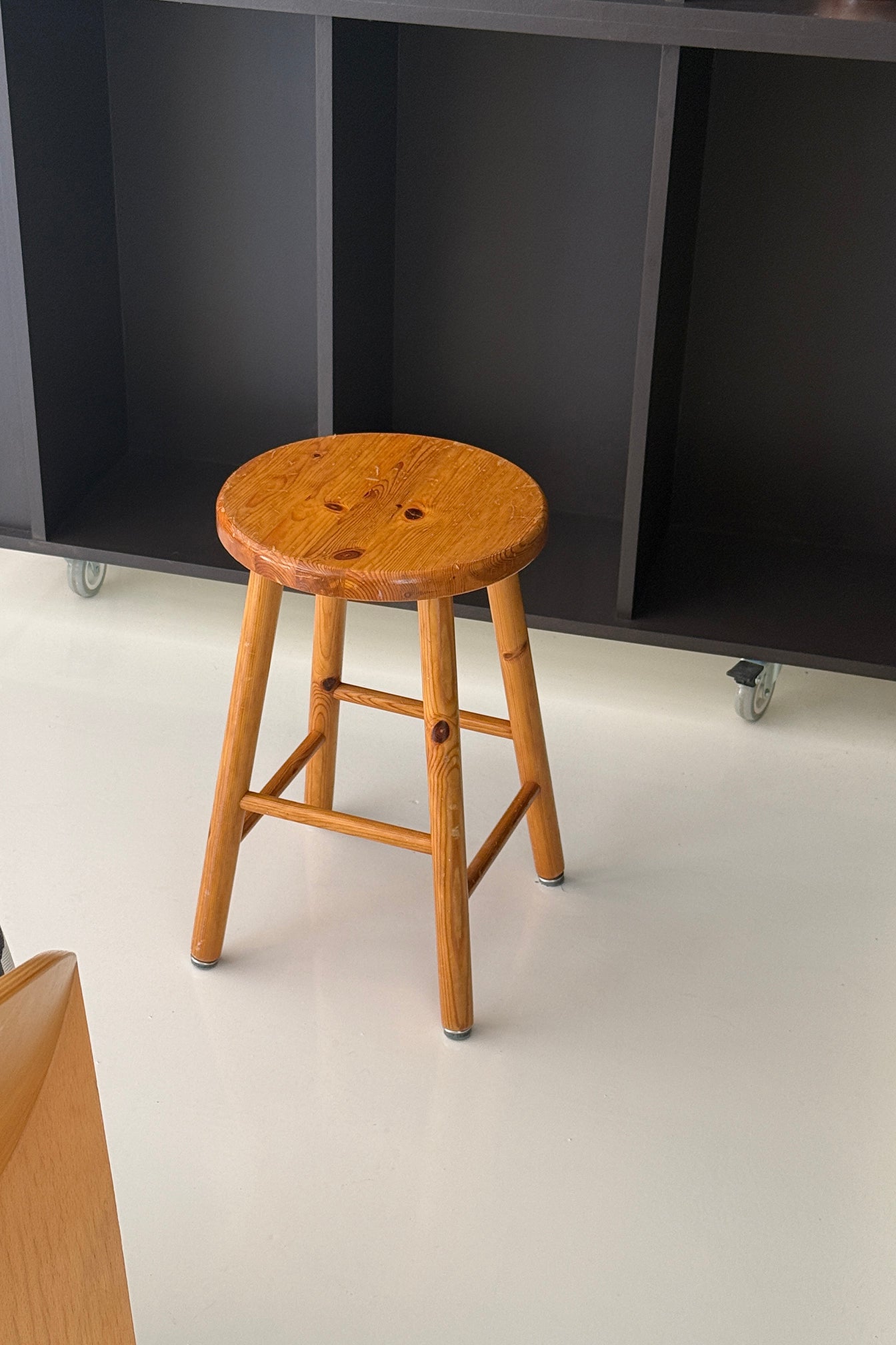 Pine Stool-Vintage-KIOSK48TH