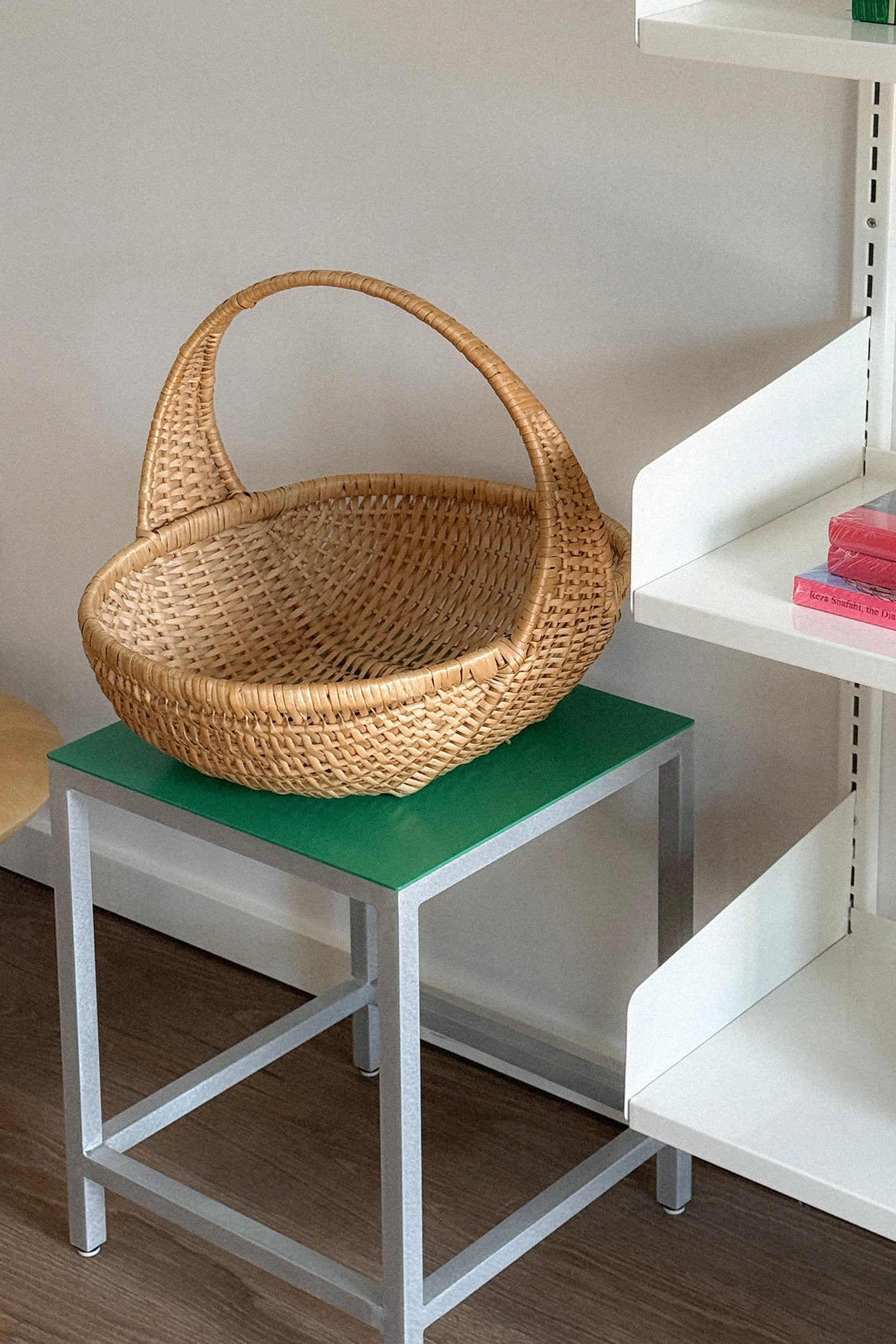 Round Wicker Basket-Vintage-KIOSK48TH