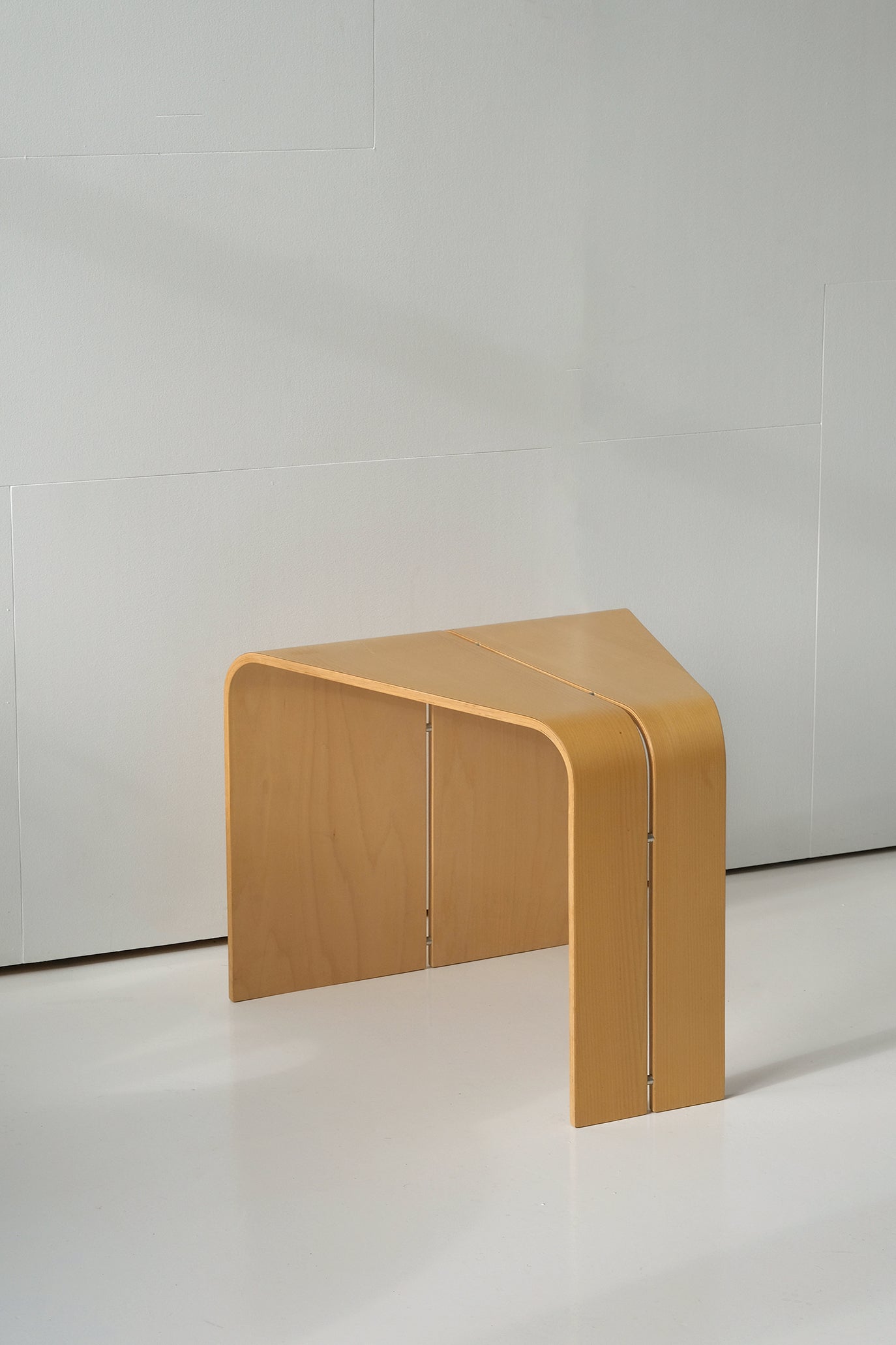 Sculptural Beech Coffee Table-Vintage-KIOSK48TH