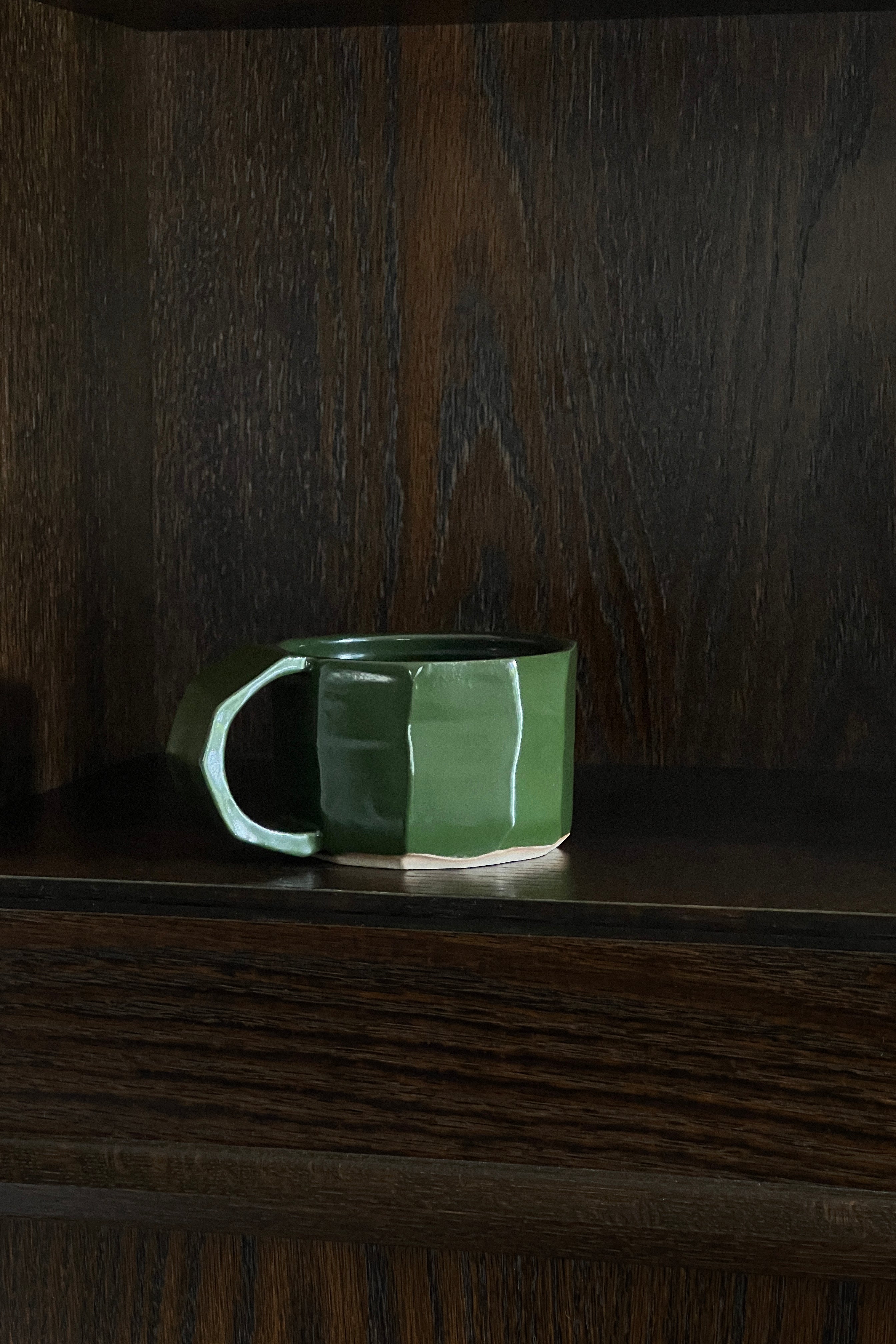 Trim Cup green glossy-KIOSK48TH+Katrine Würtz-KIOSK48TH