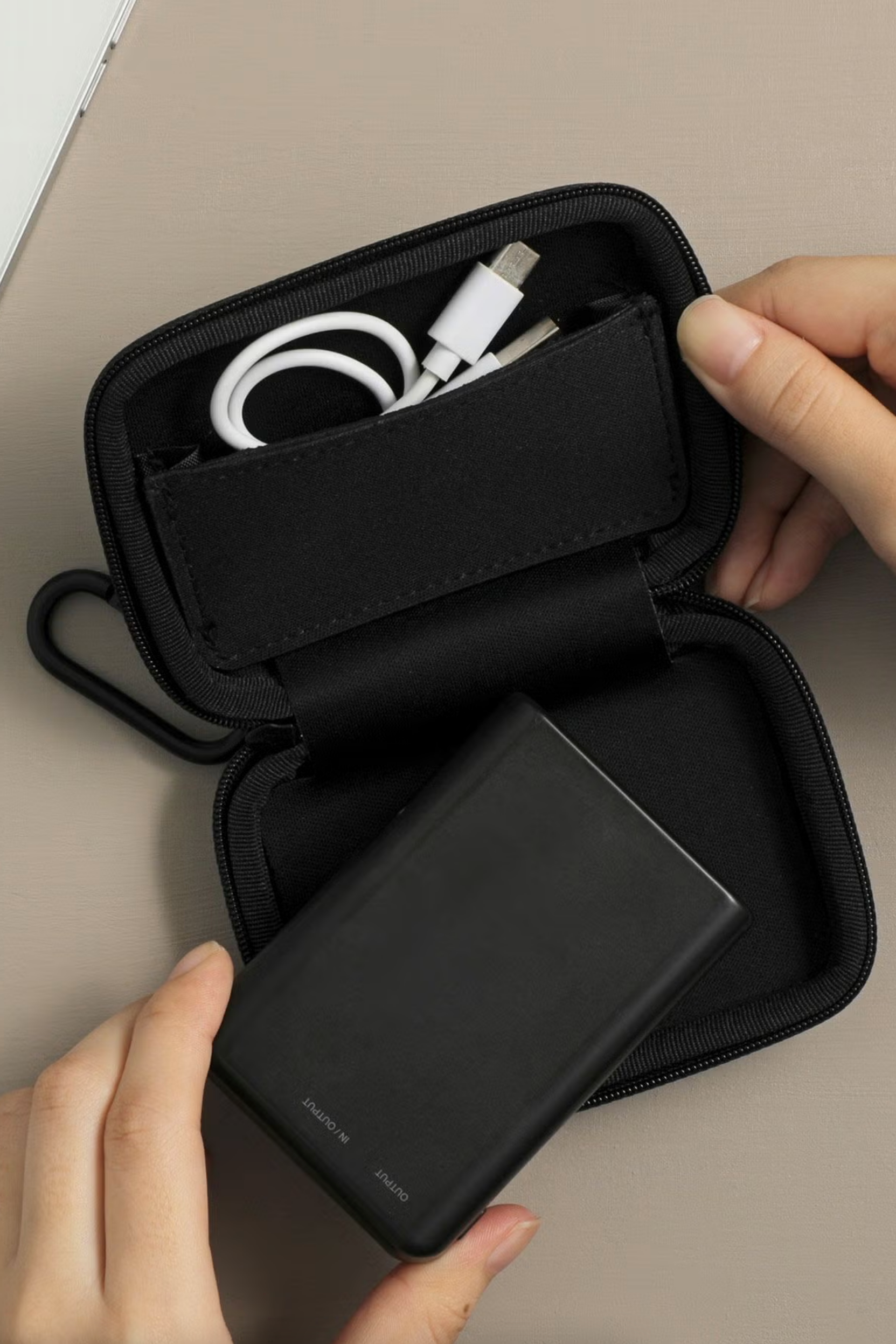 Utility Case Black-Nähe-KIOSK48TH