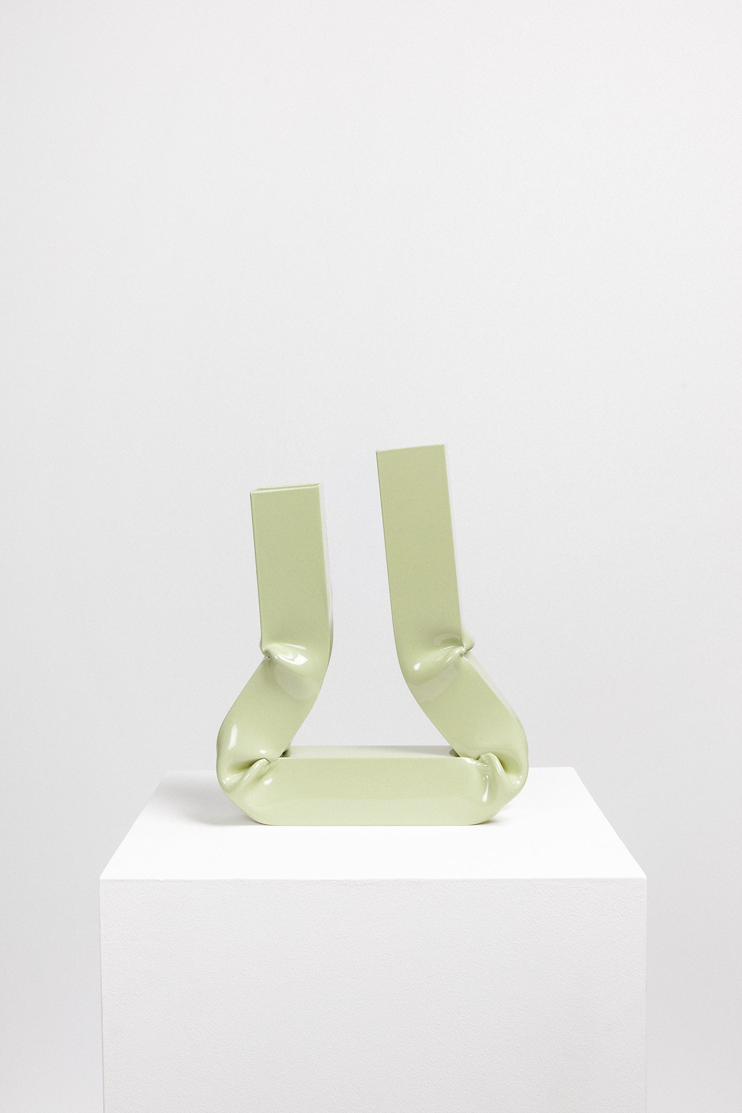 Vasi vase pale green-(a.o.t.)-KIOSK48TH