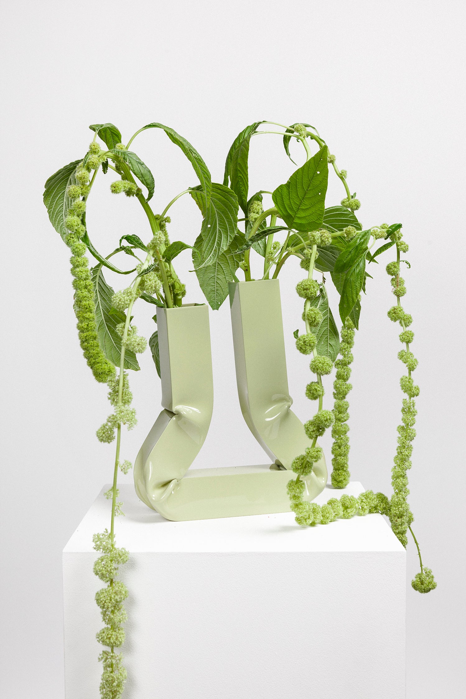 Vasi vase pale green-(a.o.t.)-KIOSK48TH