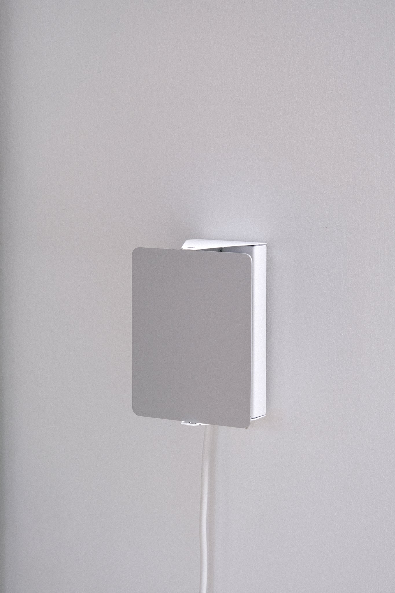 Applique à Volet Pivotant wall lamp aluminium-Nemo Lighting-[interior]-[design]-KIOSK48TH