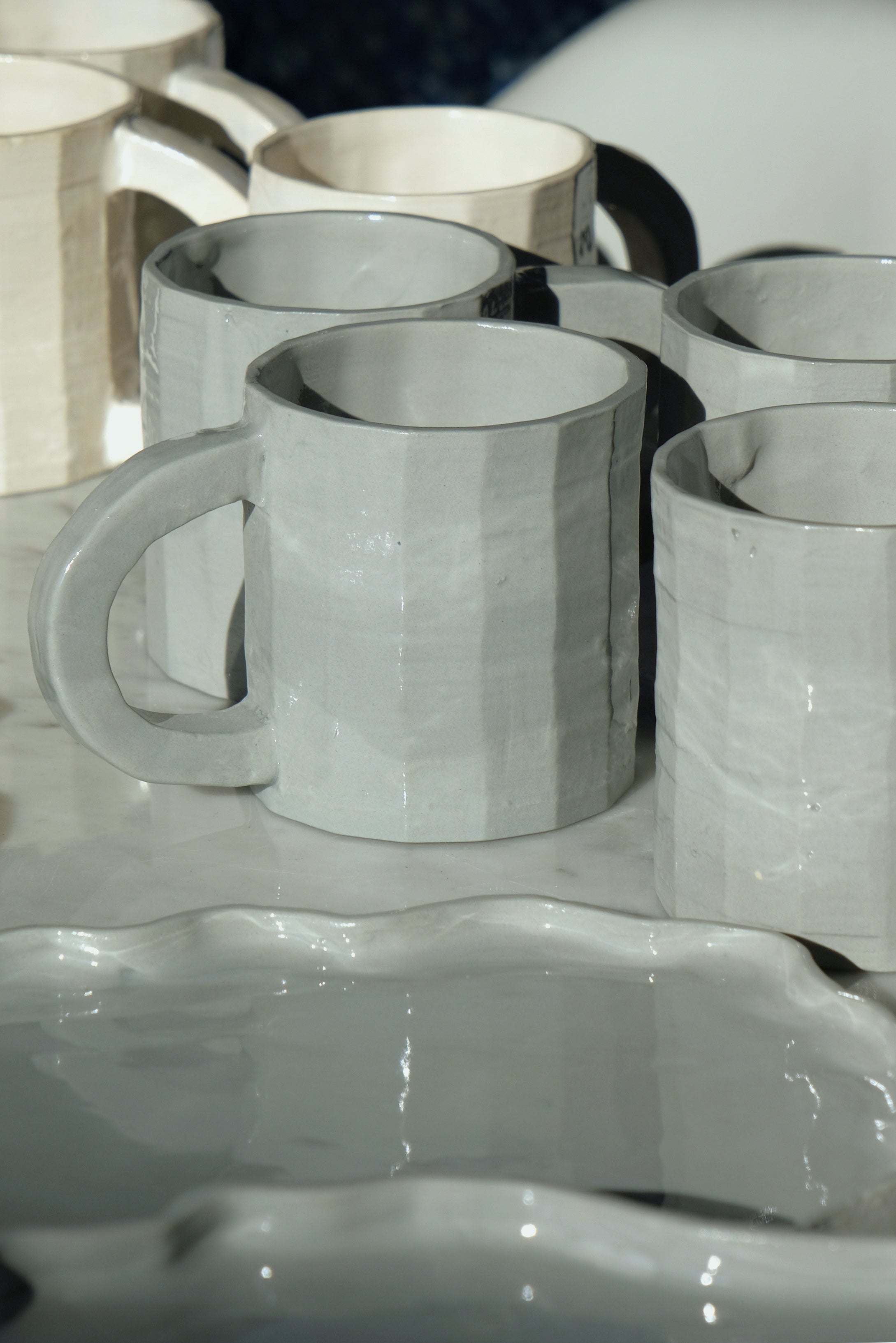Porcelain tray - green/beige-La Gadoue-[interior]-[design]-KIOSK48TH