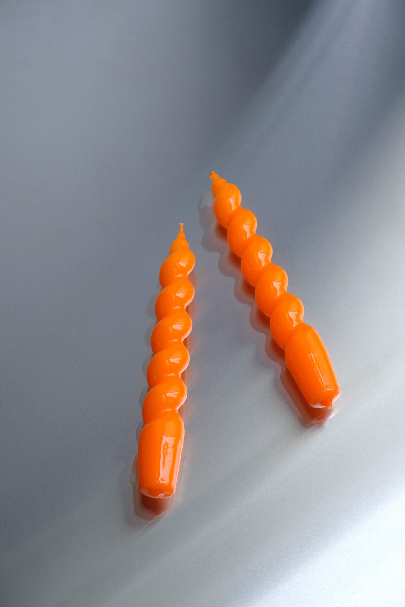 2 x spiral candle orange-Cereria-[interior]-[design]-KIOSK48TH