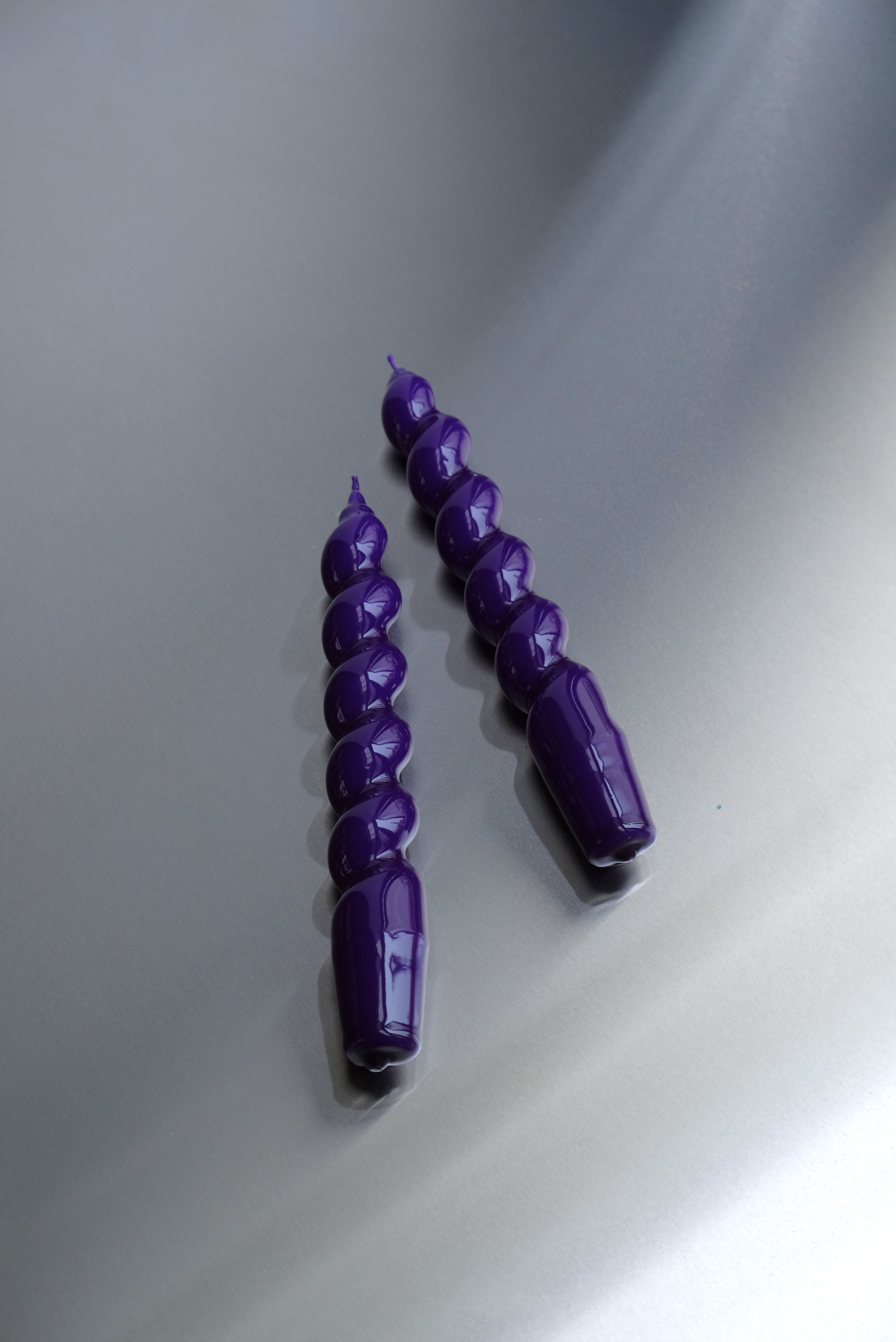2 x spiral candle purple-Cereria-[interior]-[design]-KIOSK48TH