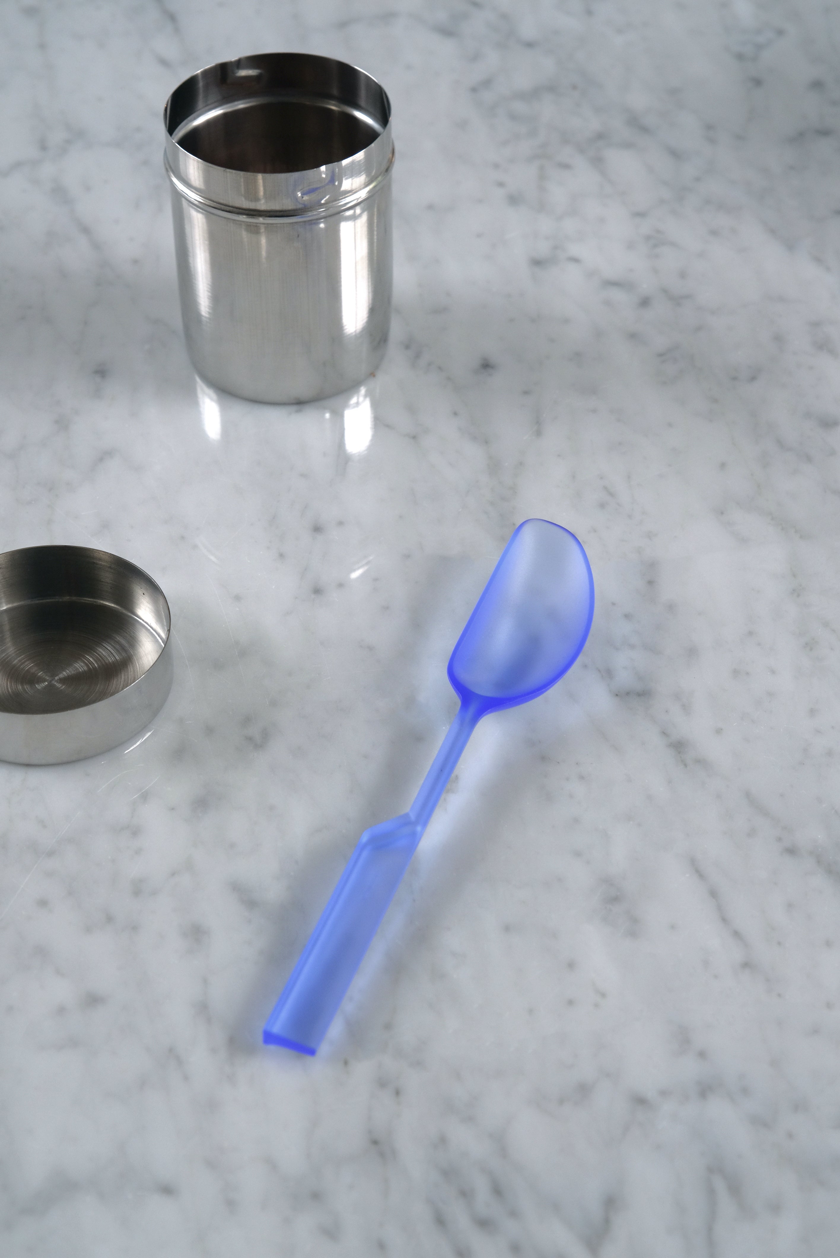 Sleek jar spoon blue-Alessi-[interior]-[design]-KIOSK48TH