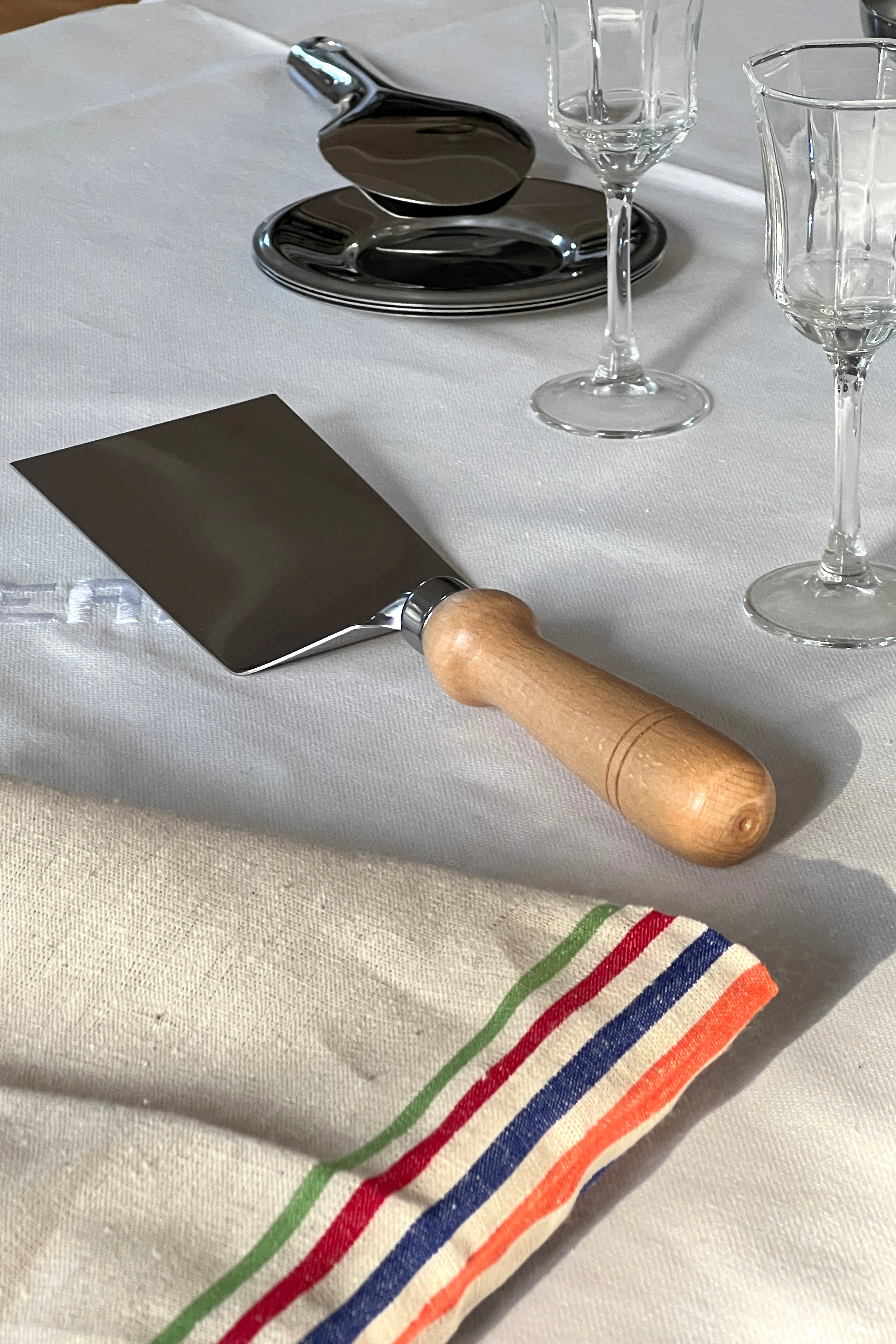 Lasagna shovel wood-Inox-[interior]-[design]-KIOSK48TH
