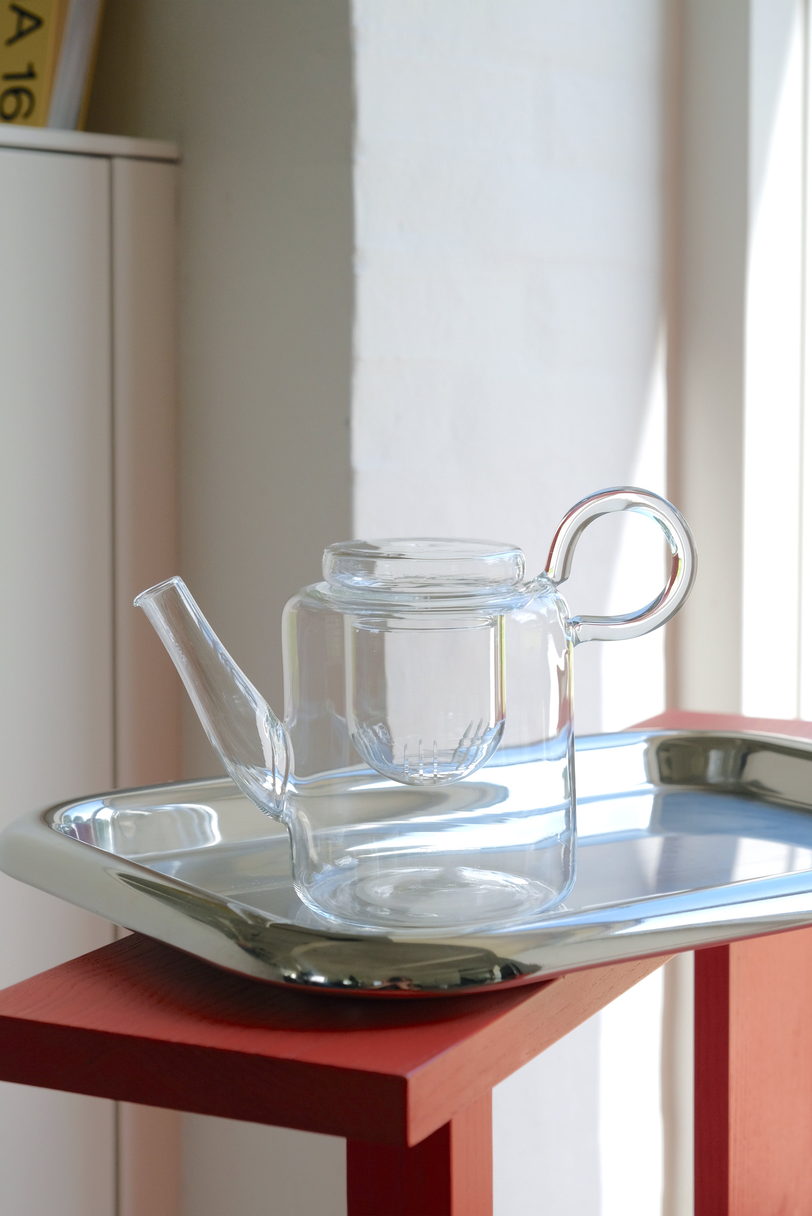 Piuma teapot-Ichendorf-[interior]-[design]-KIOSK48TH