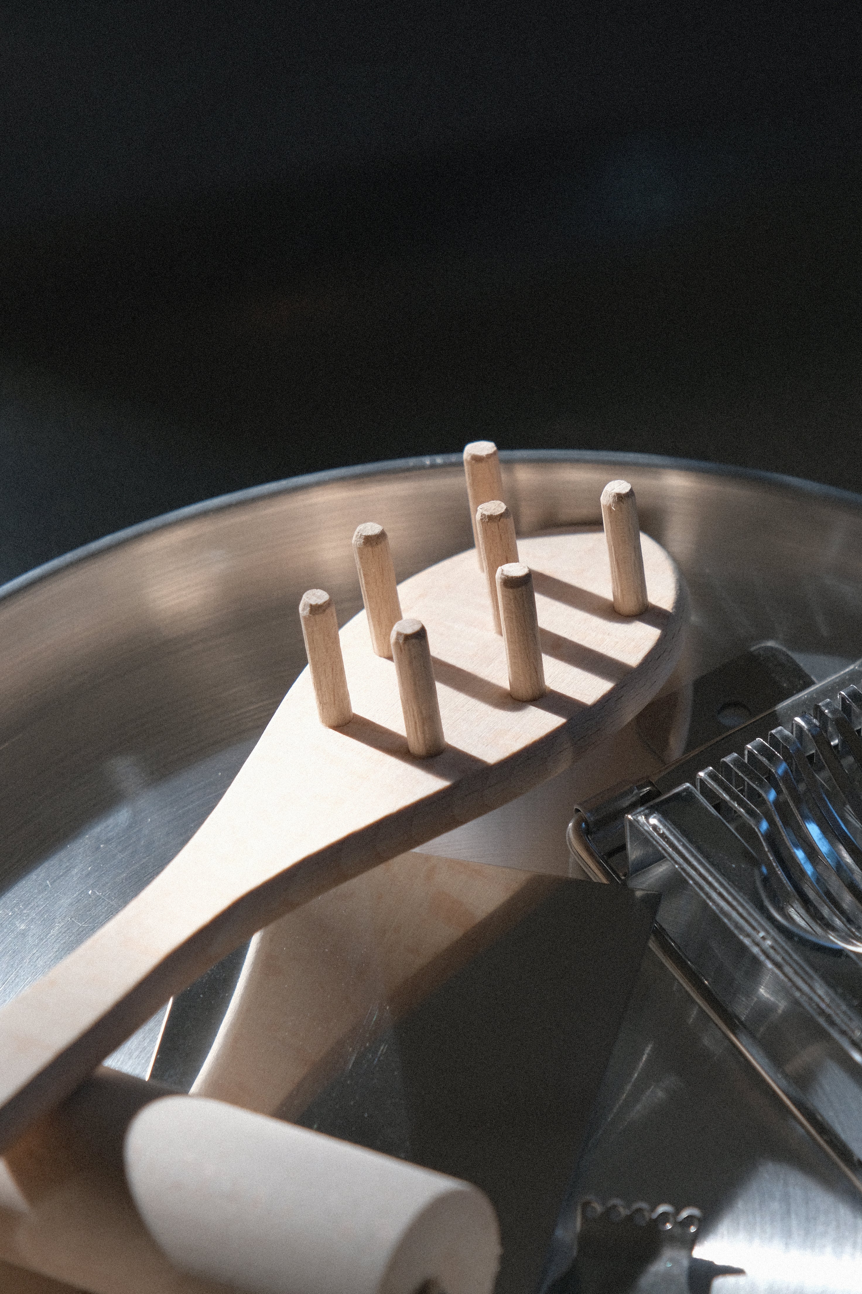 Spaghetti server wood-Inox-[interior]-[design]-KIOSK48TH