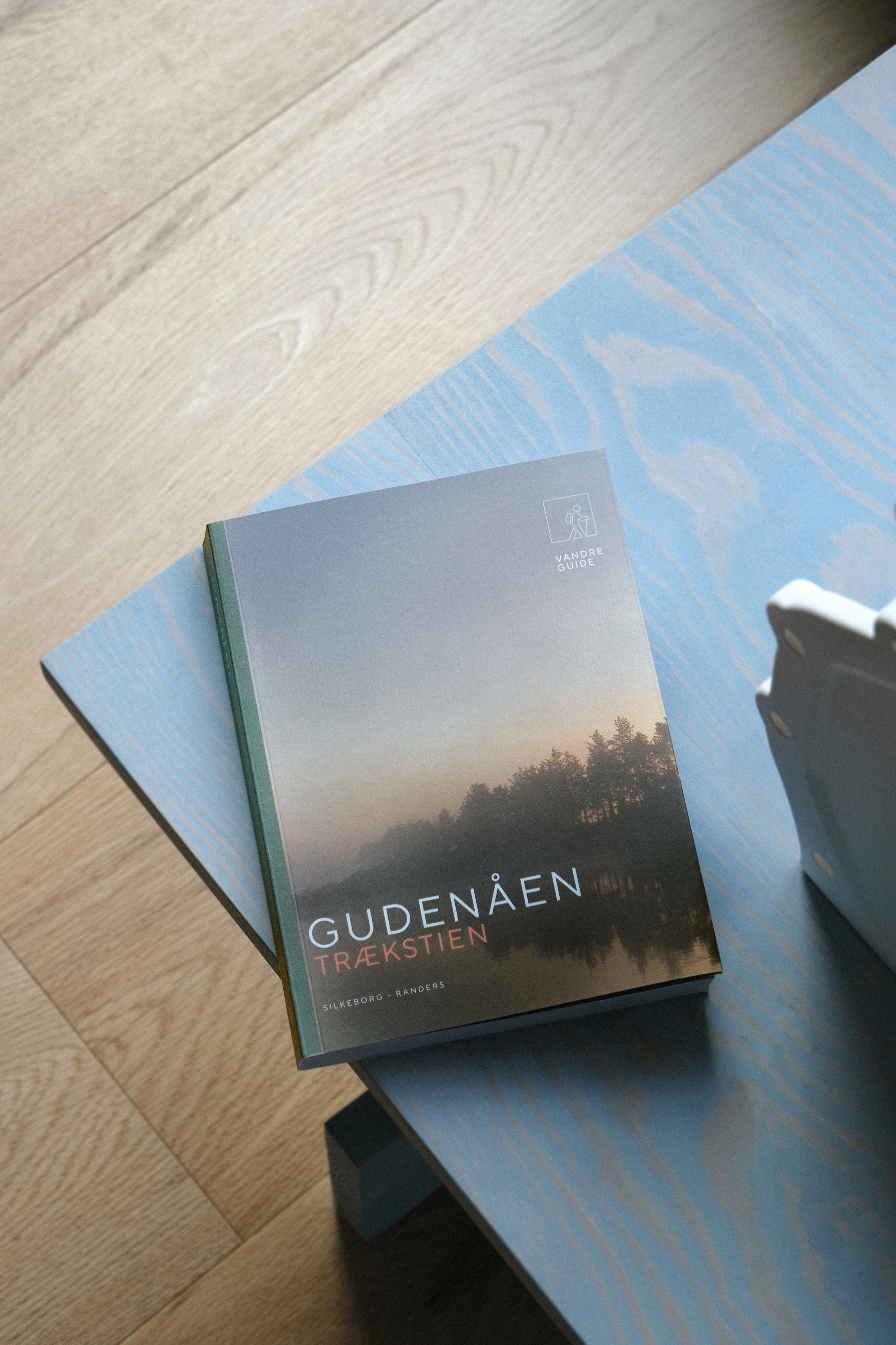 Vandreguide Gudenåen-Dear Nature-[interior]-[design]-KIOSK48TH